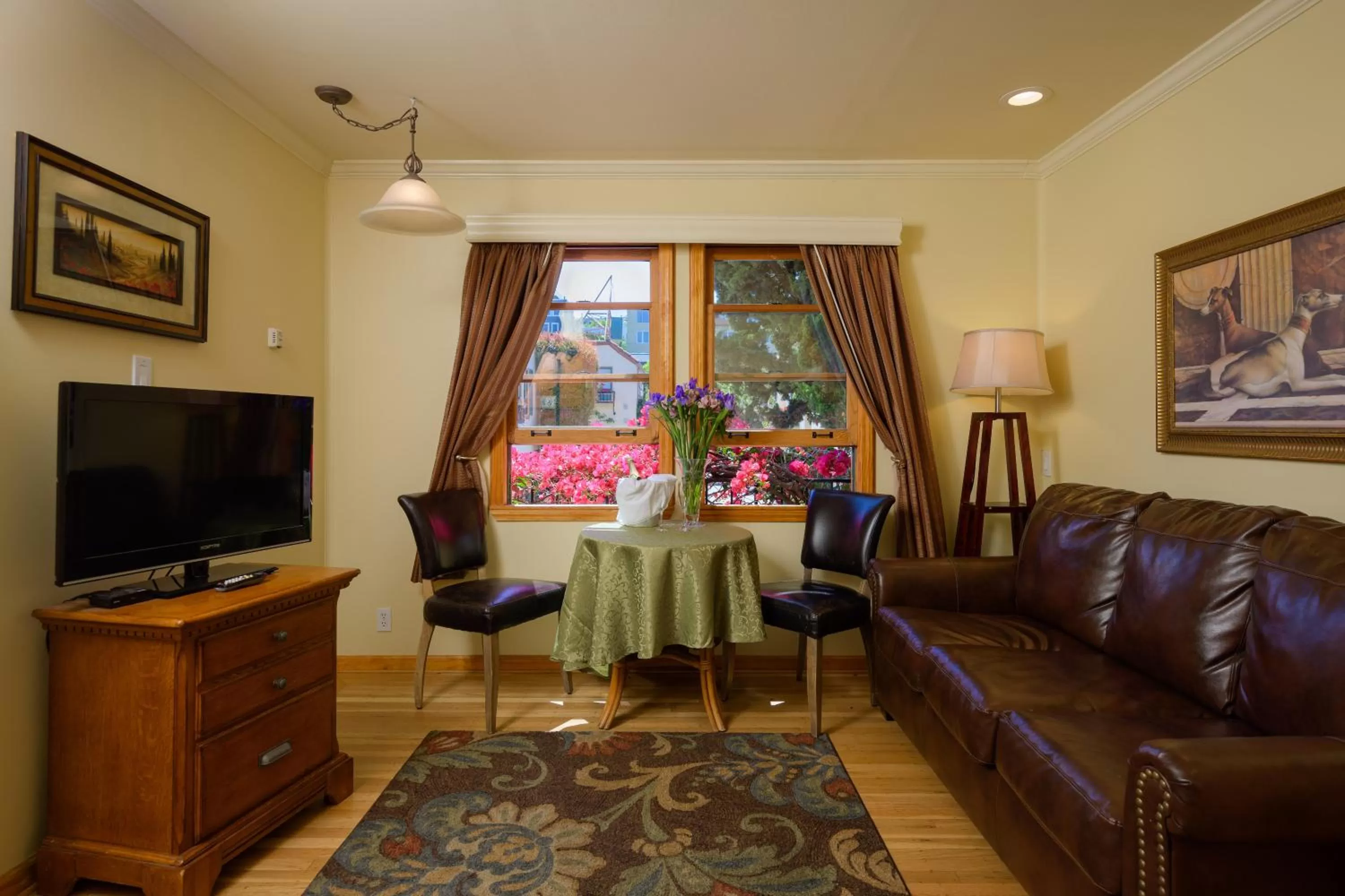 TV and multimedia in Marina Motel