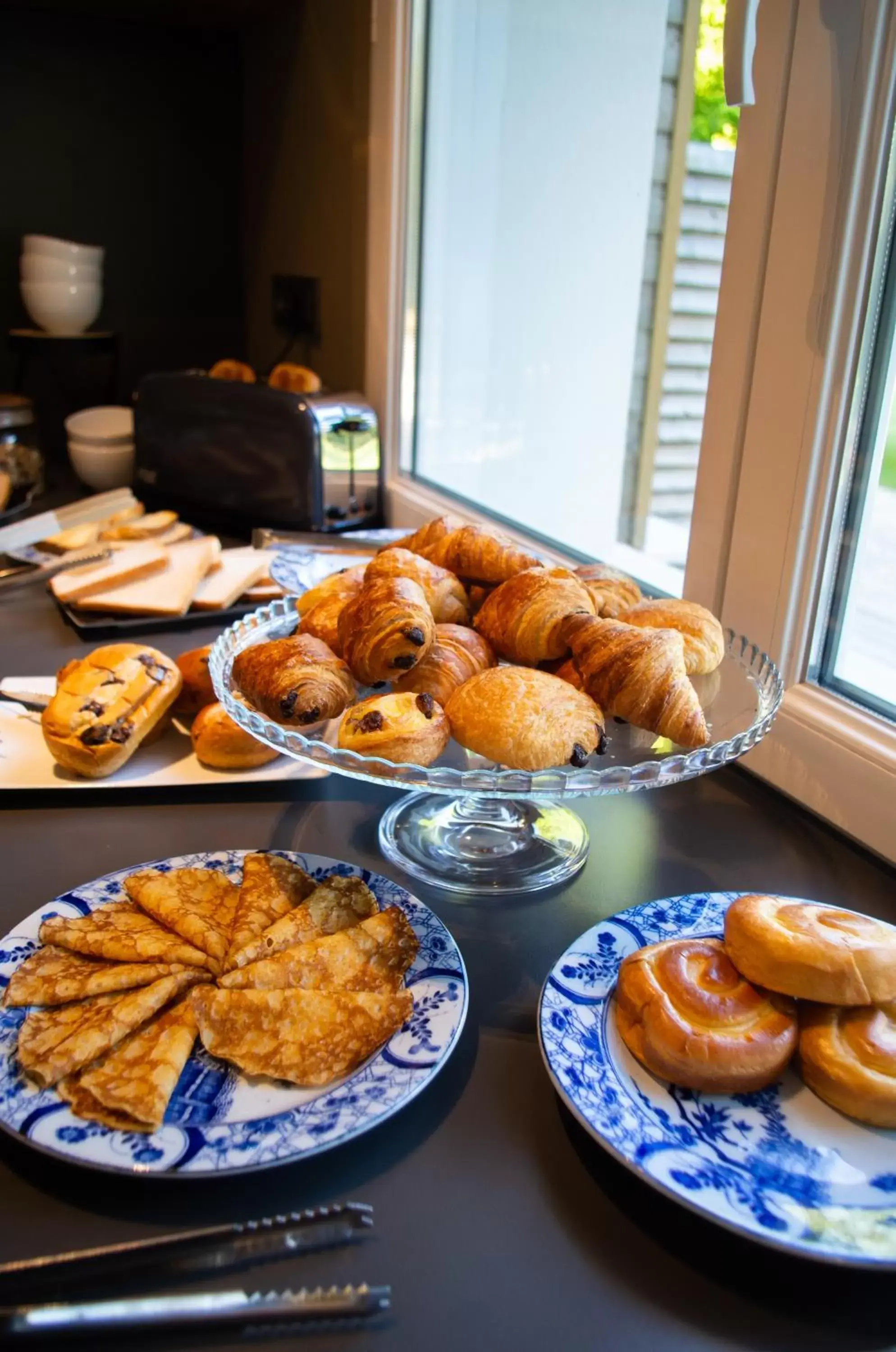 Breakfast in Hôtel le Corbusson