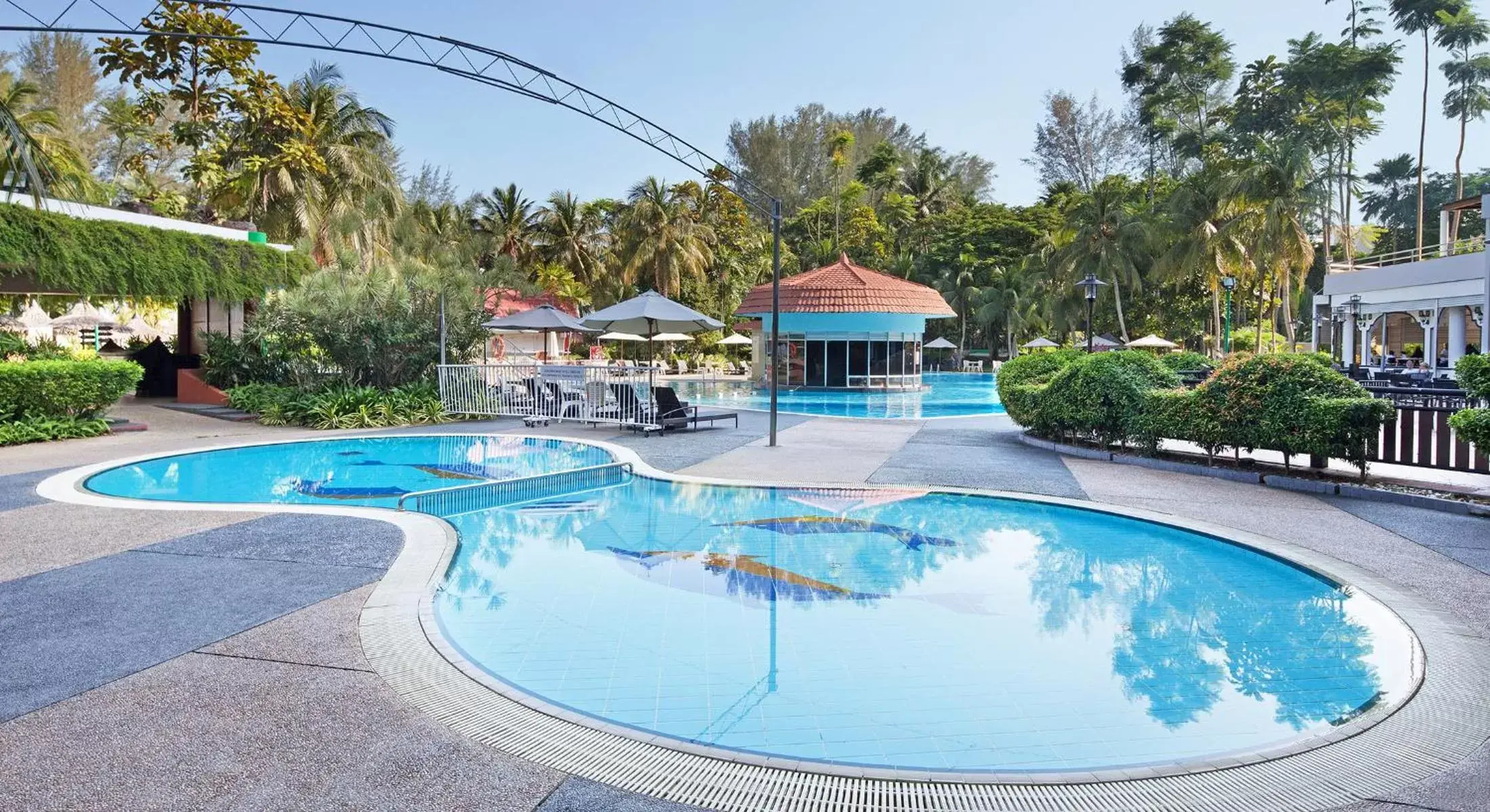 Pool view, Swimming Pool in The Bayview Beach Resort