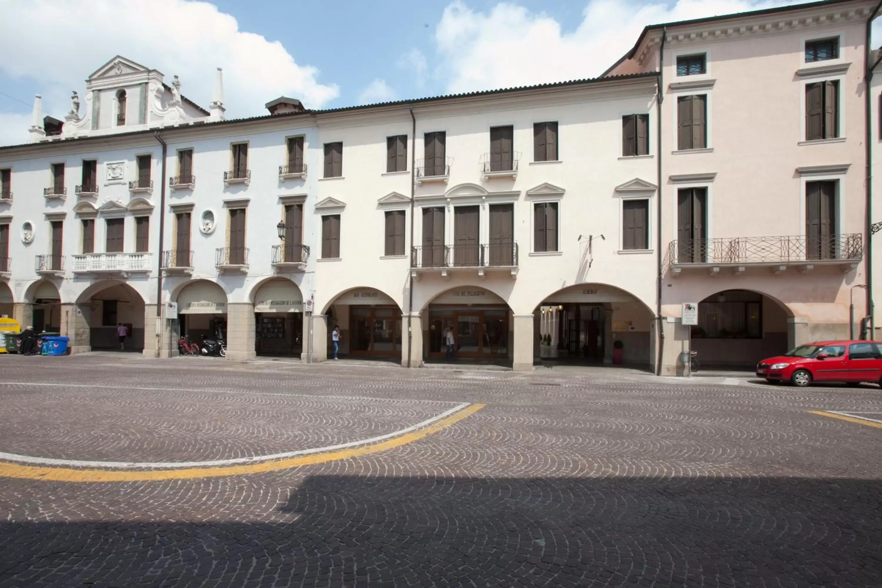 Facade/entrance, Property Building in Hotel Casa Del Pellegrino