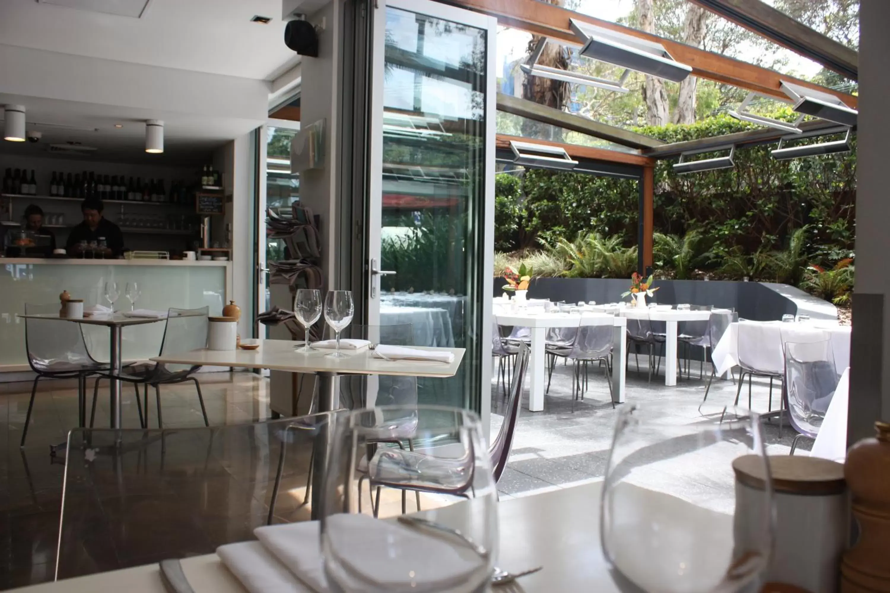 Restaurant/Places to Eat in Hotel Urban St Leonards