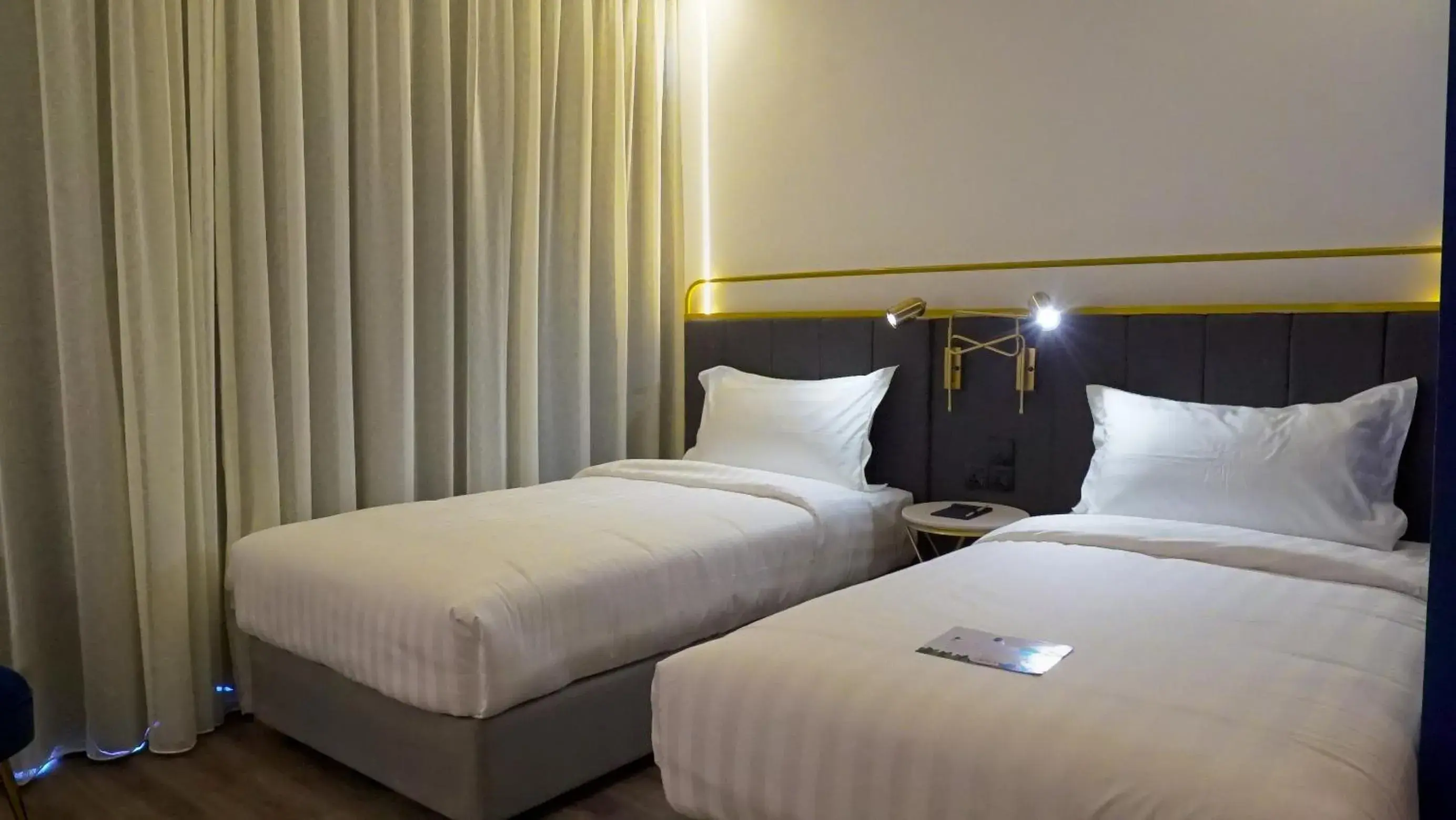 Bed in Regatta Suites Kozi Square Kuching