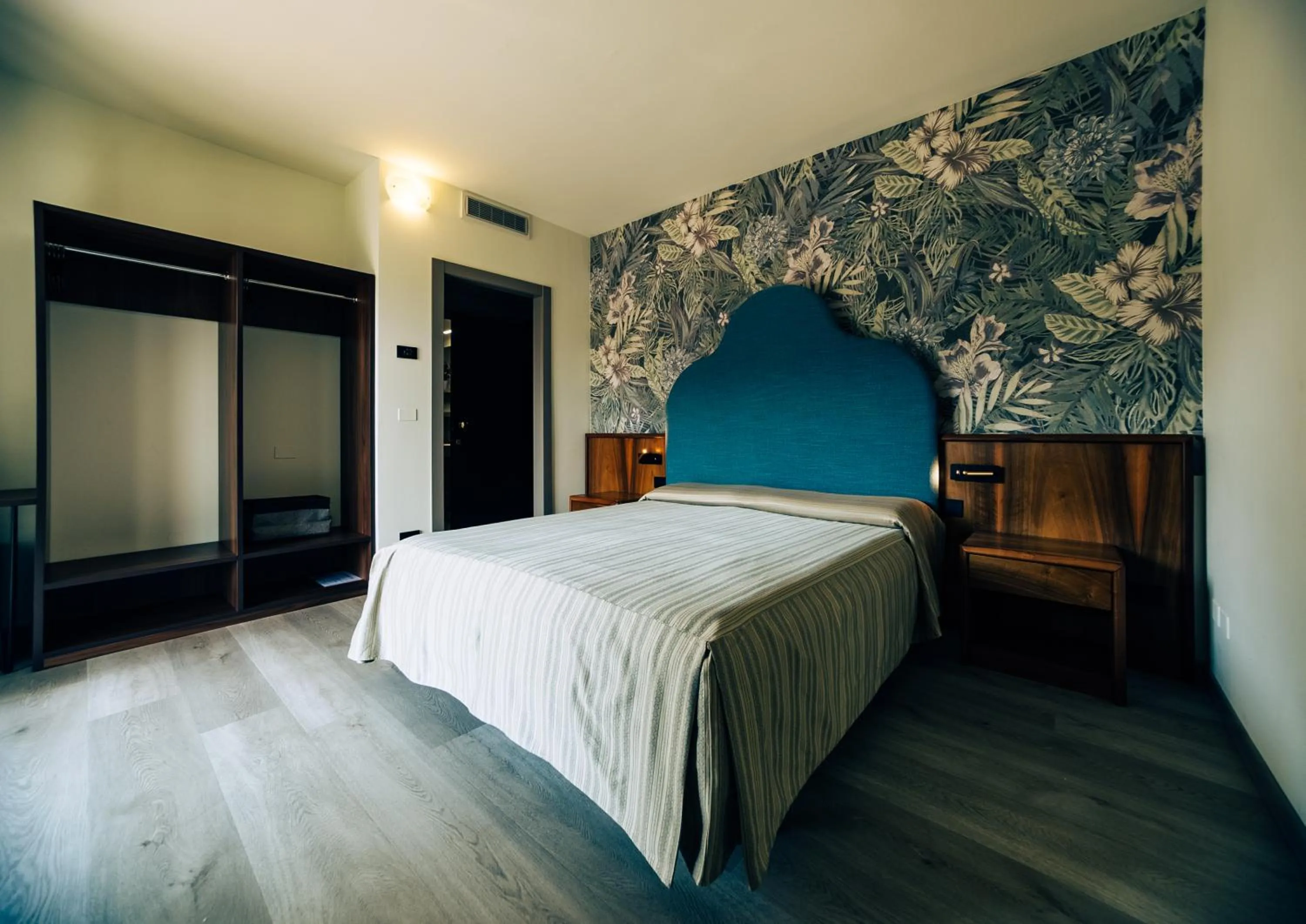 Bed in Continental Hotel