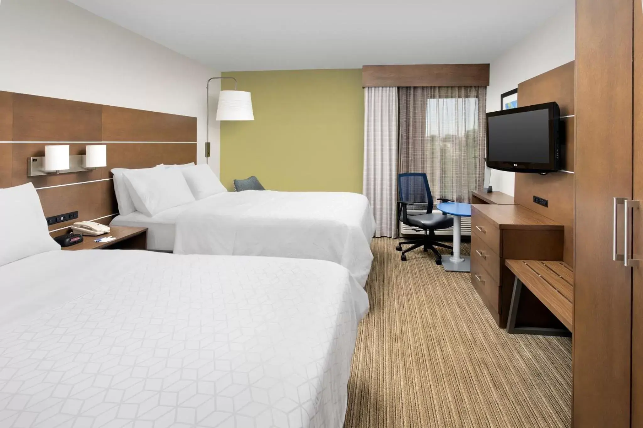 Photo of the whole room in Holiday Inn Express Andover North - Lawrence, an IHG Hotel