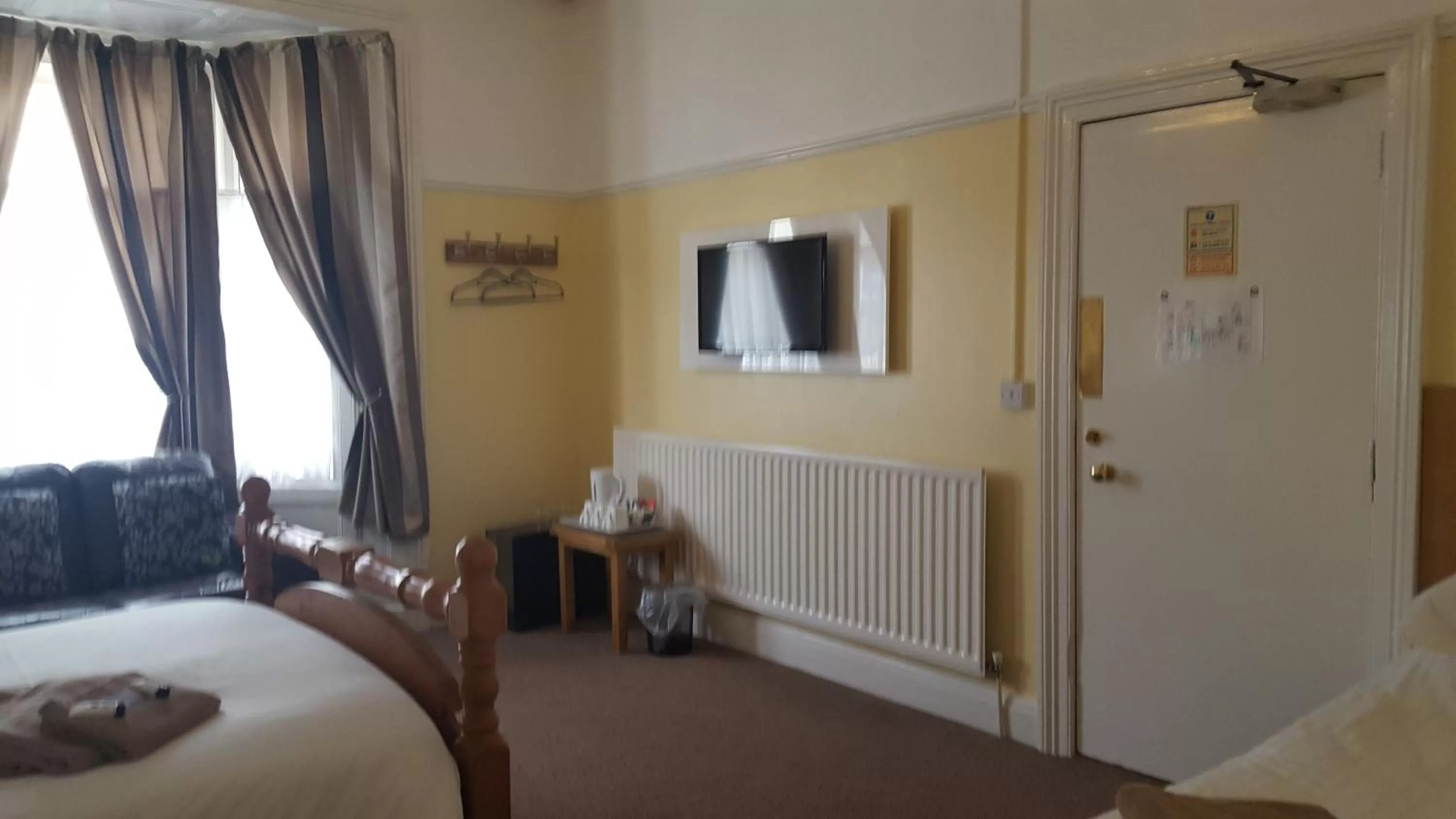 Seating area, TV/Entertainment Center in The Beacon Hotel