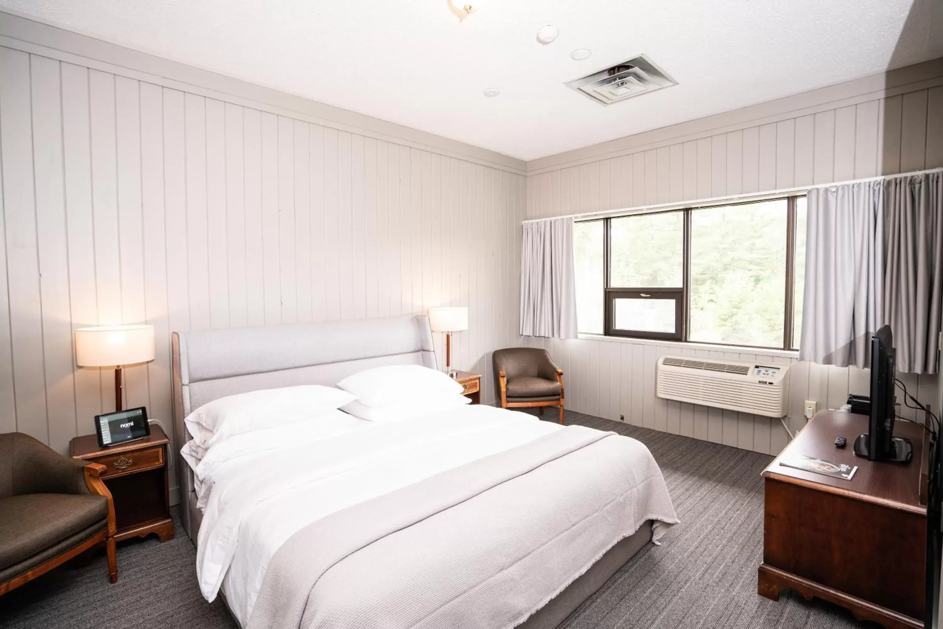 King Room in Nomi Resort King Room in Nomi Resort
