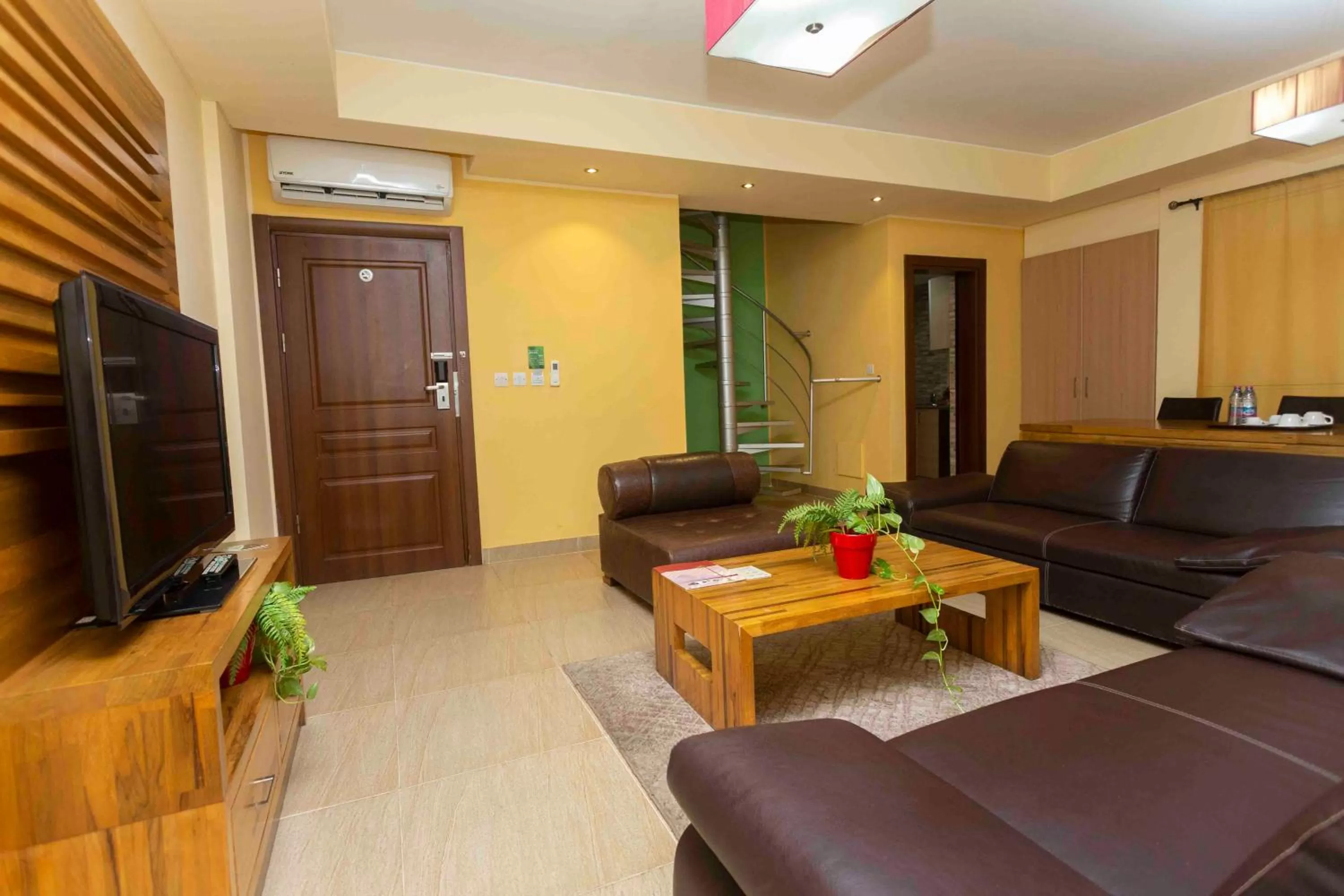 Roots Hotel Apartment