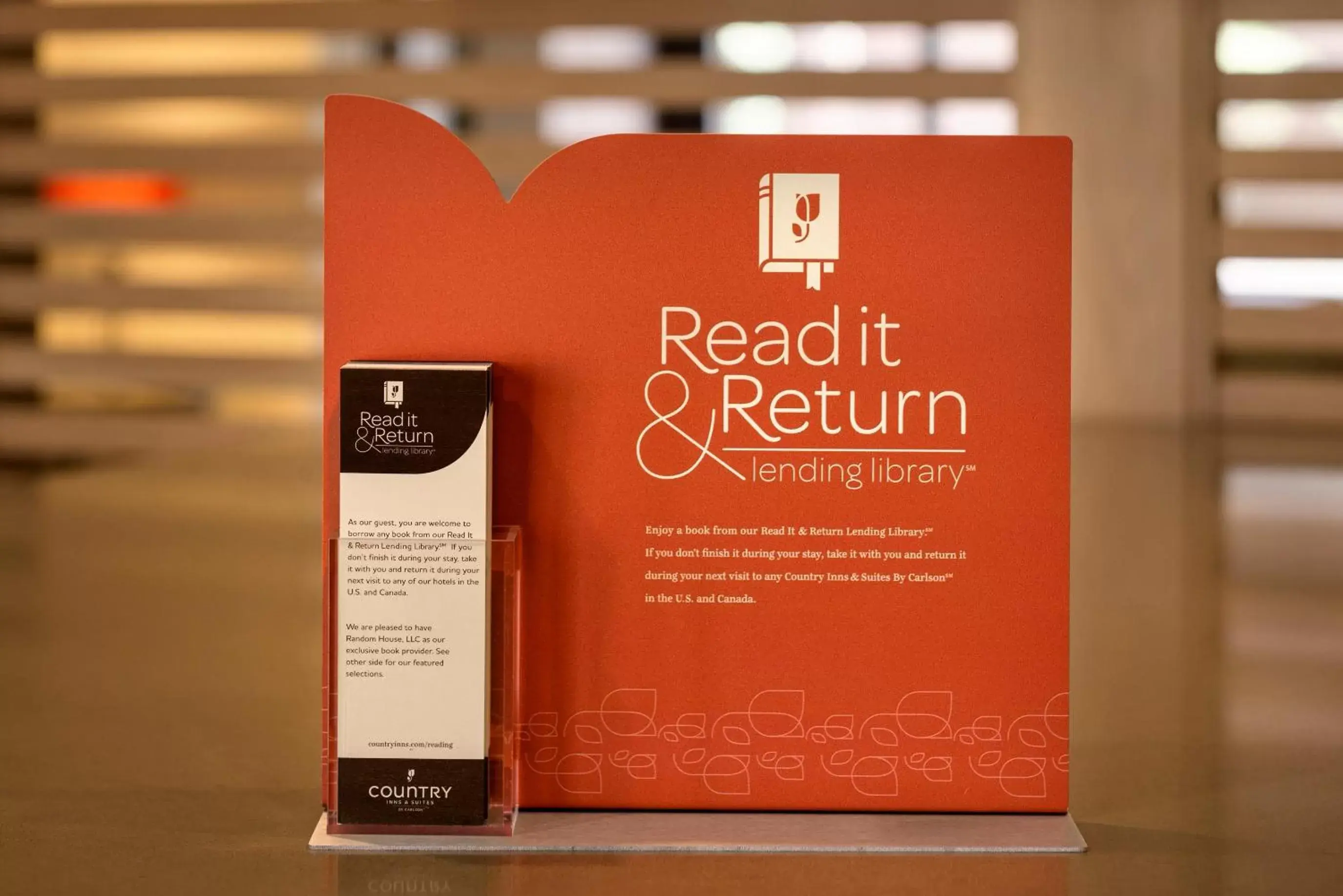 Library in Country Inn & Suites by Radisson, Rochester-Pittsford/Brighton, NY