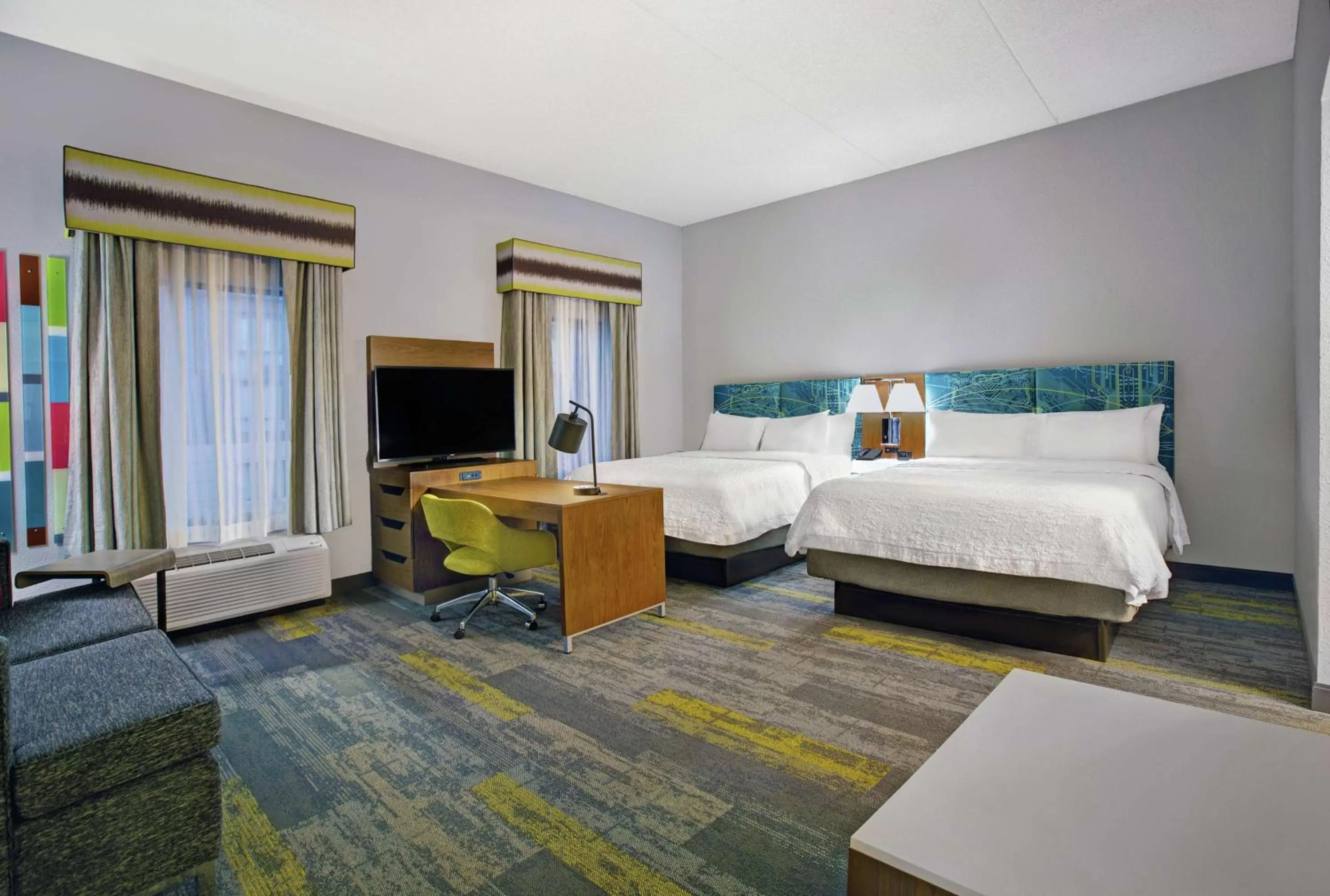Bedroom, Bed in Hampton Inn & Suites Augusta West