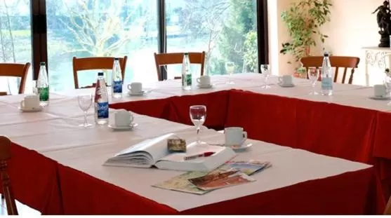 Business facilities in L'Hôtel des Bords de L'ill