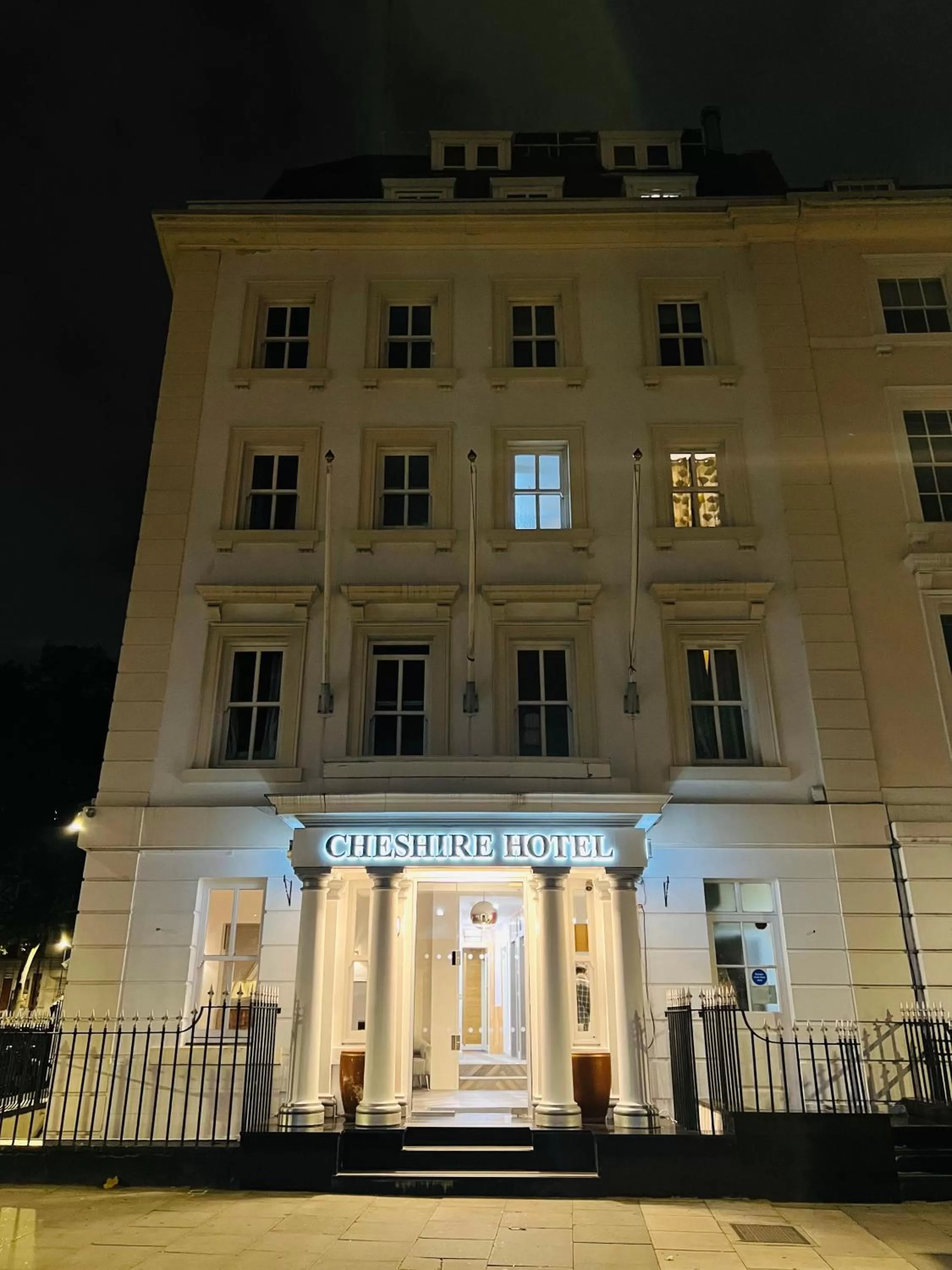 Property building in Cheshire Hotel Central London
