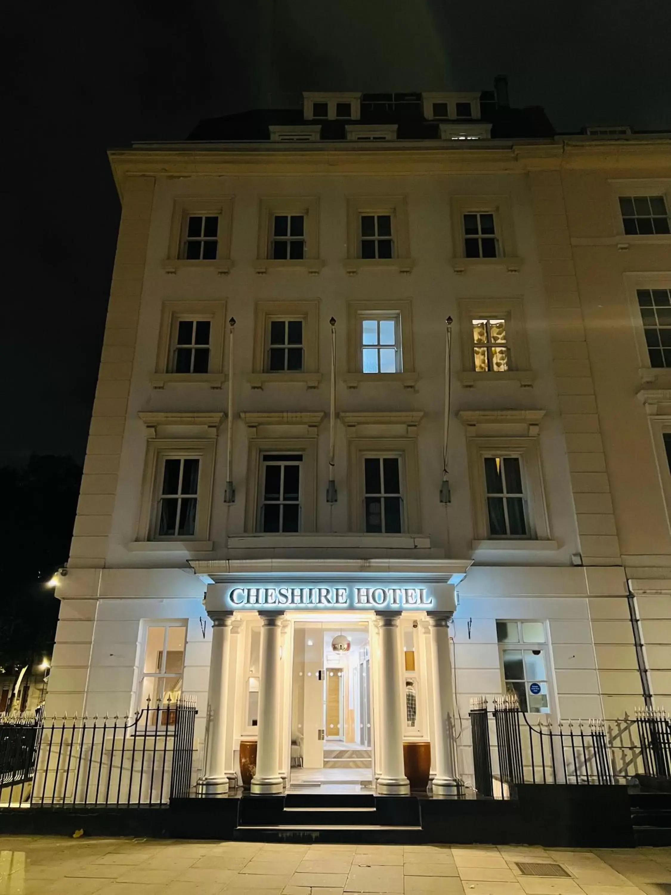 Property Building in Cheshire Hotel Central London