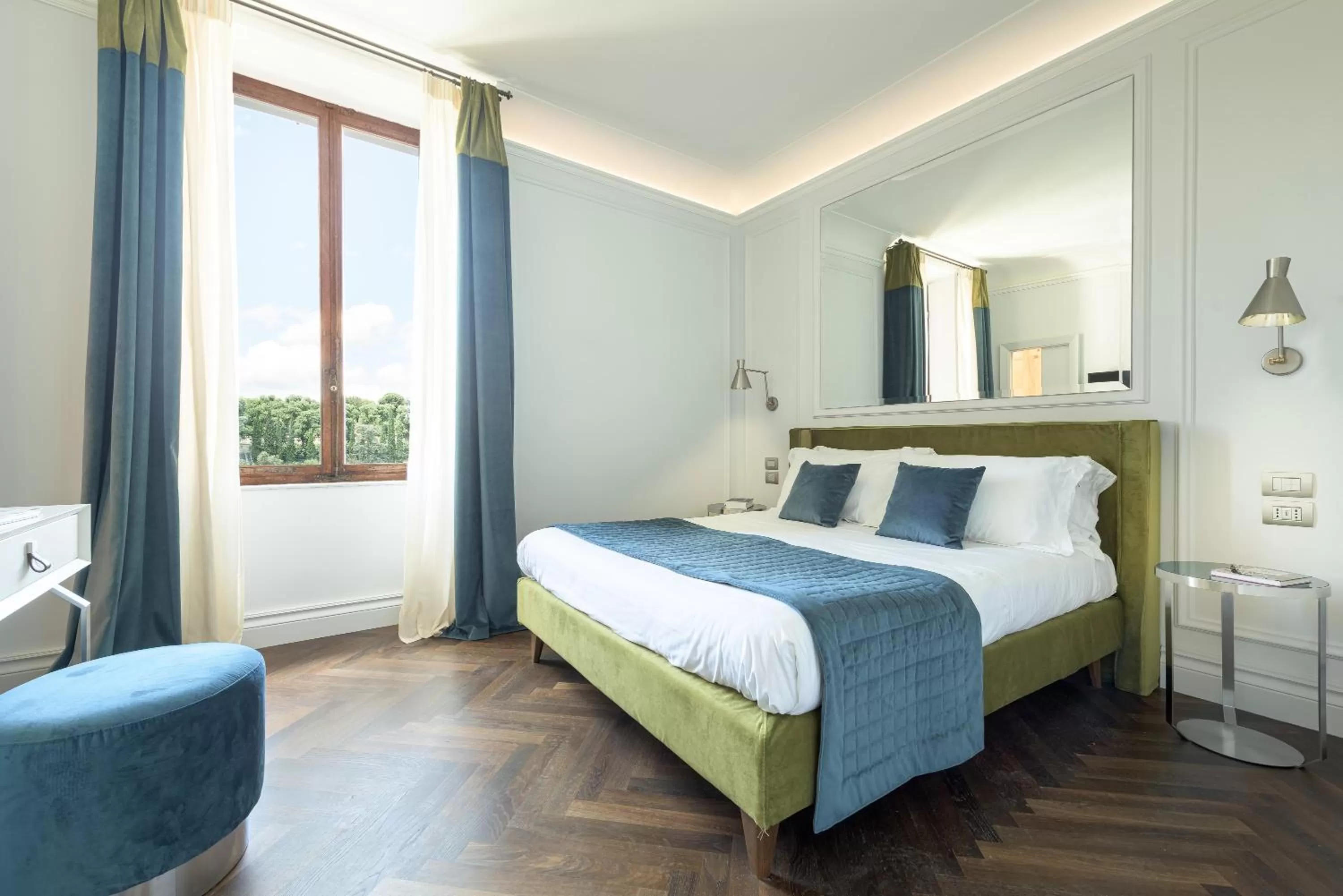 Photo of the whole room, Bed in Albergo Chiusarelli