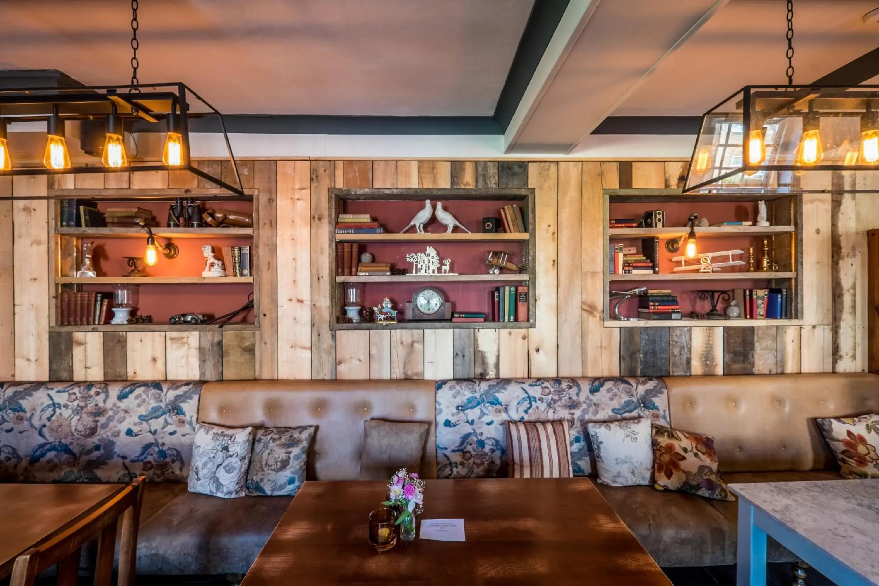 Restaurant/places to eat, Seating Area in The Bulls Head Hotel