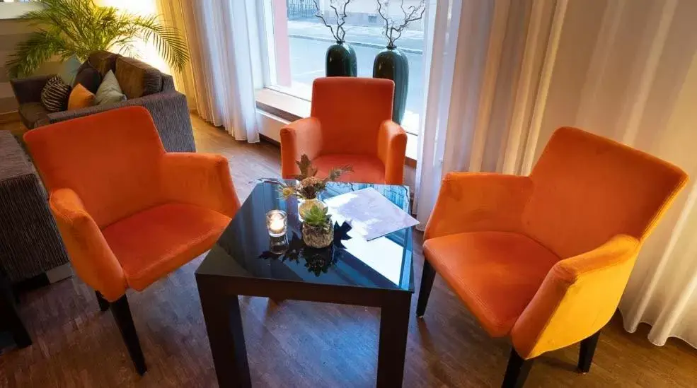 Lobby or reception, Seating Area in Clarion Collection Hotel Grand