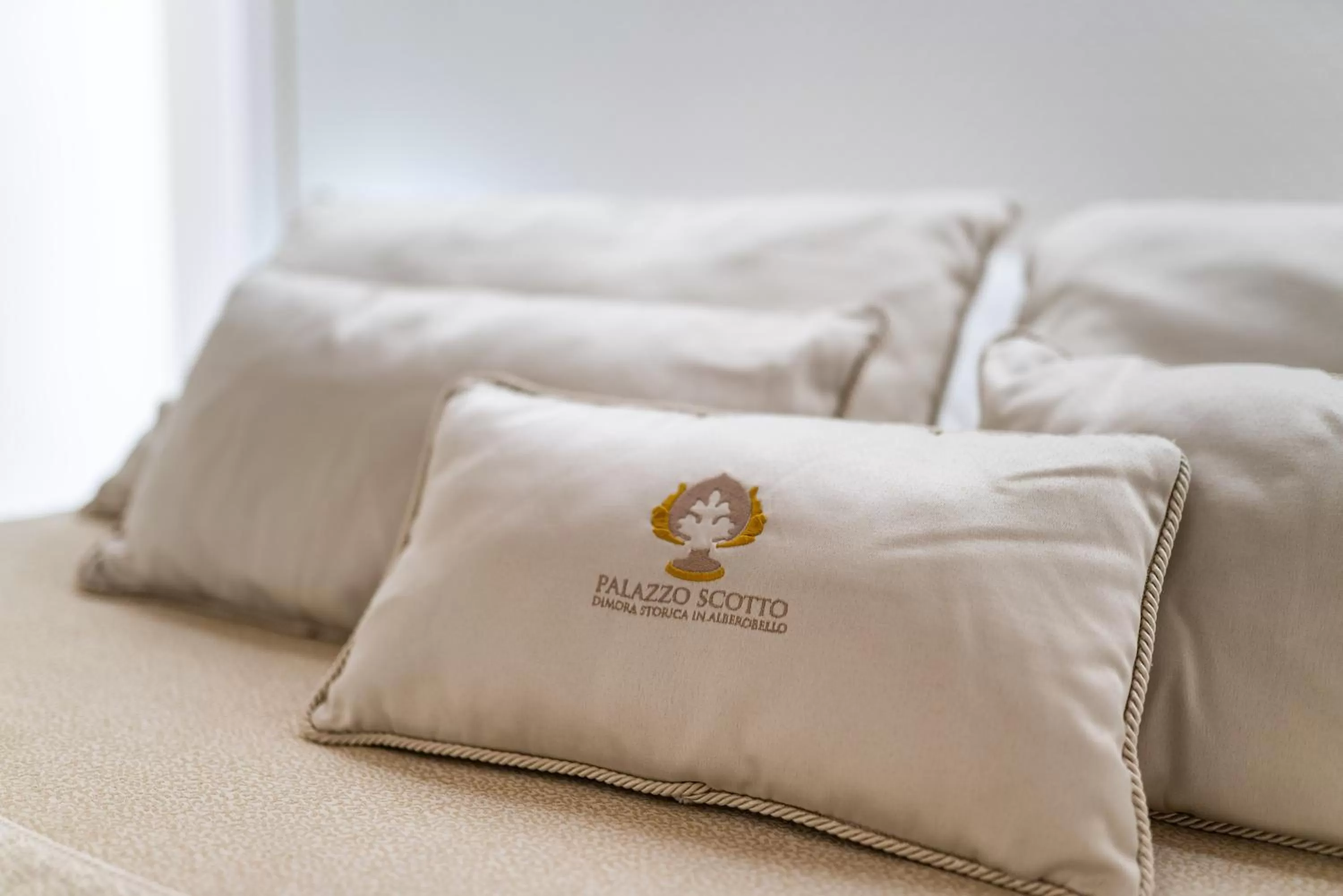 Bed in Palazzo Scotto