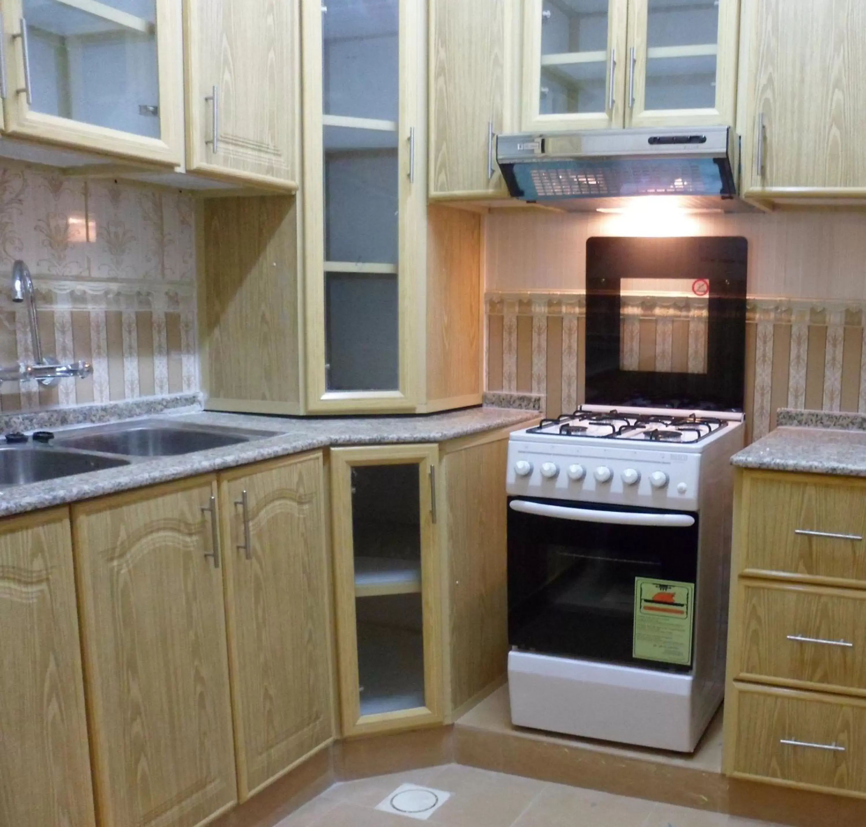 Kitchen or kitchenette, Kitchen/Kitchenette in Nizwa Hotel Apartments