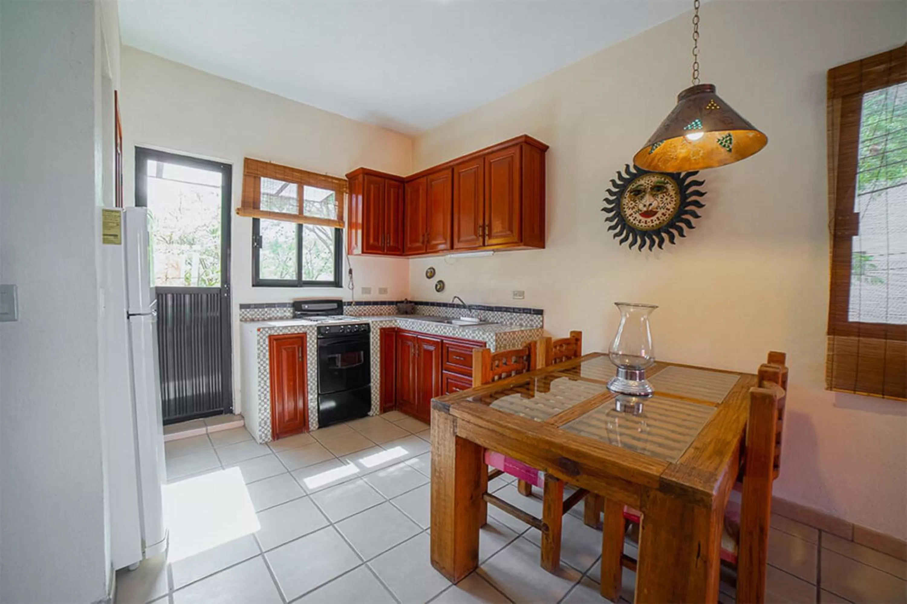 Kitchen or kitchenette in Casa Don Pascual Hotel Boutique Sweet Home