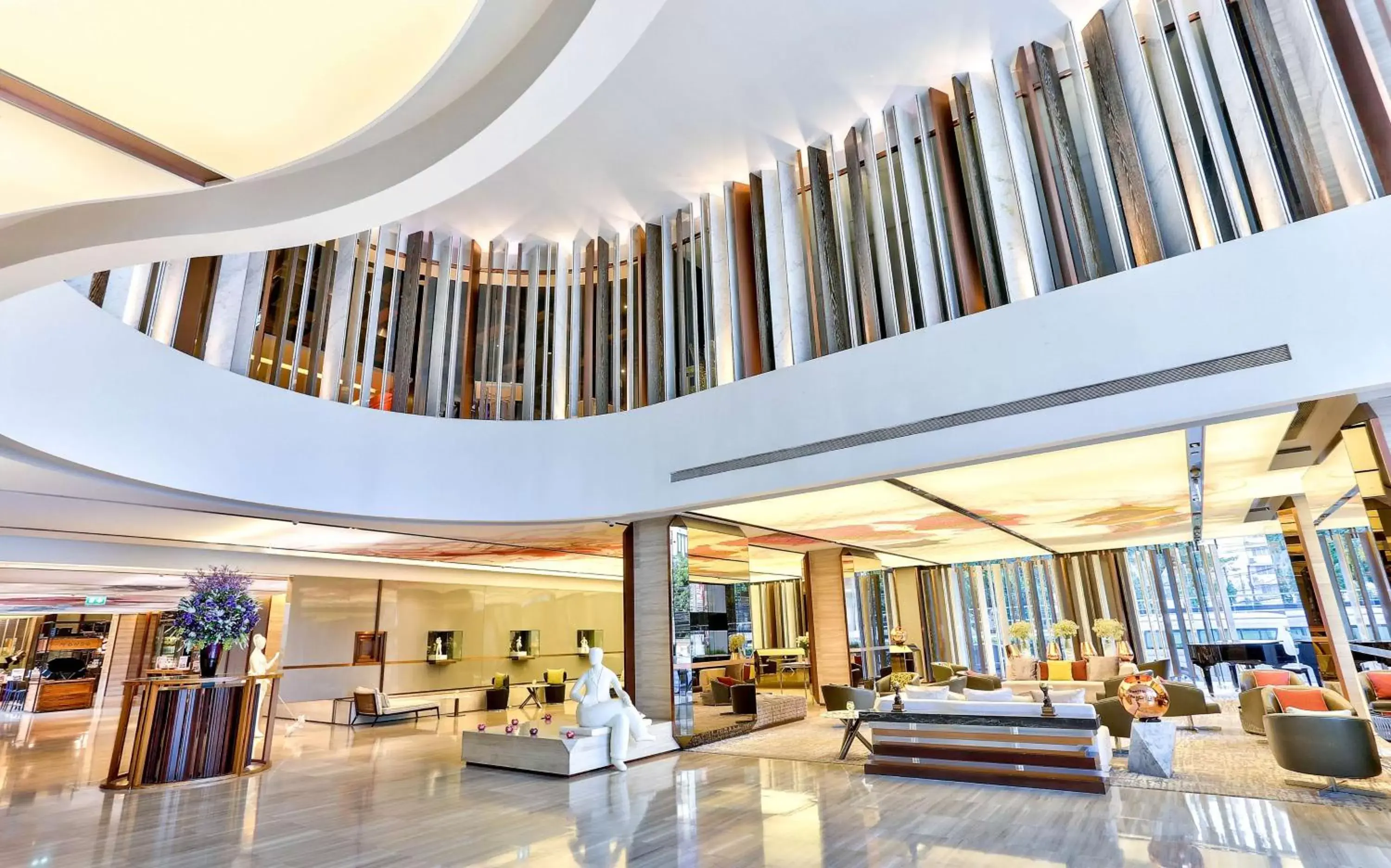 Lobby or reception in Hilton Sukhumvit Bangkok
