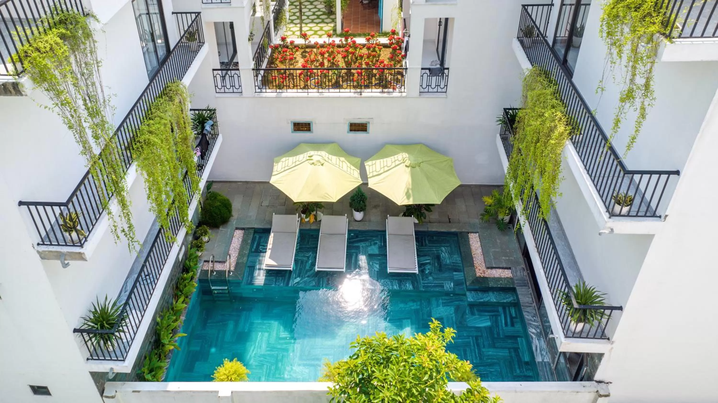 Property building, Swimming Pool in Tomorrow Oasis Boutique Villa Hoi An