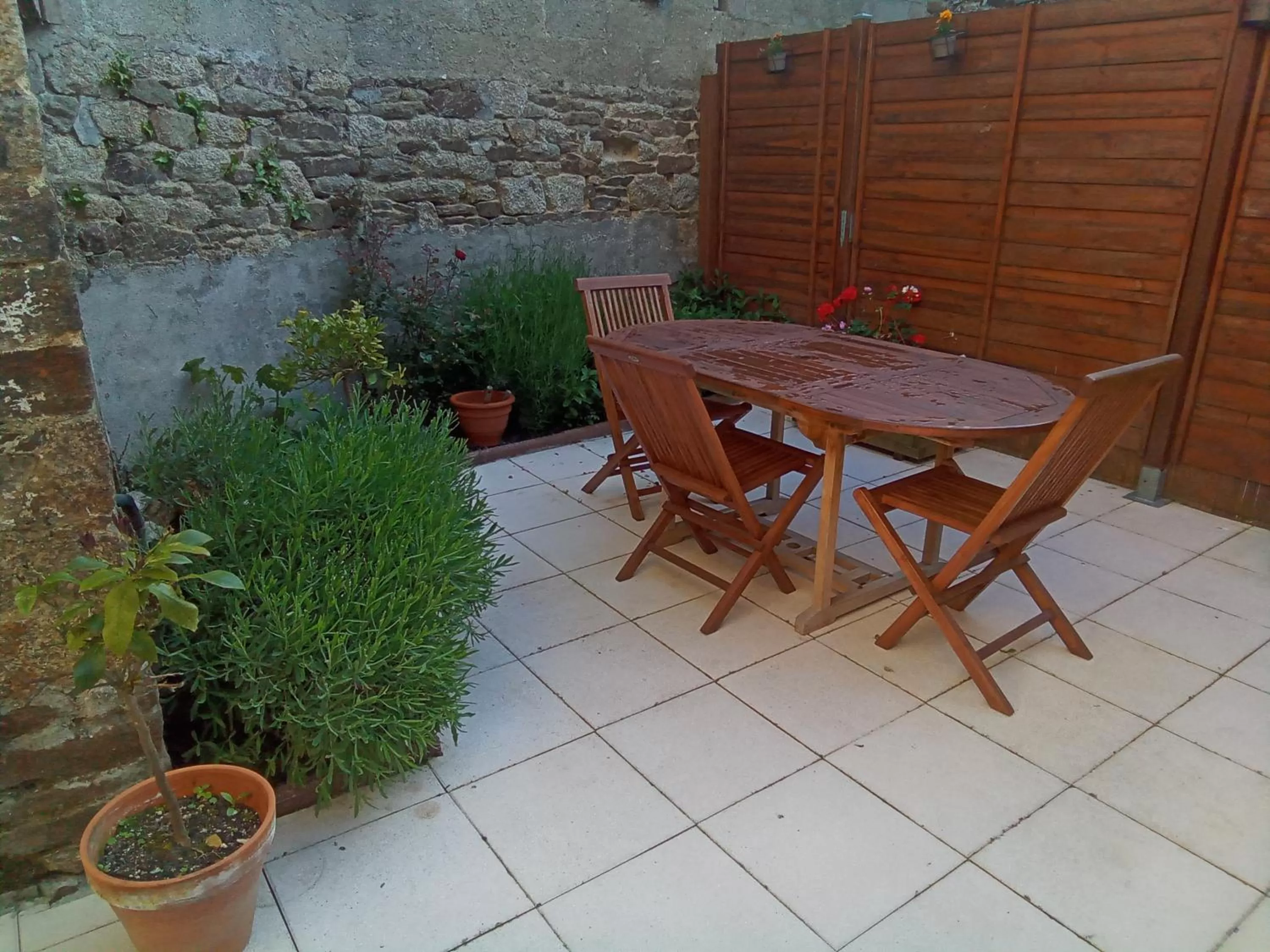 Patio in La chambre de la boule d 'or