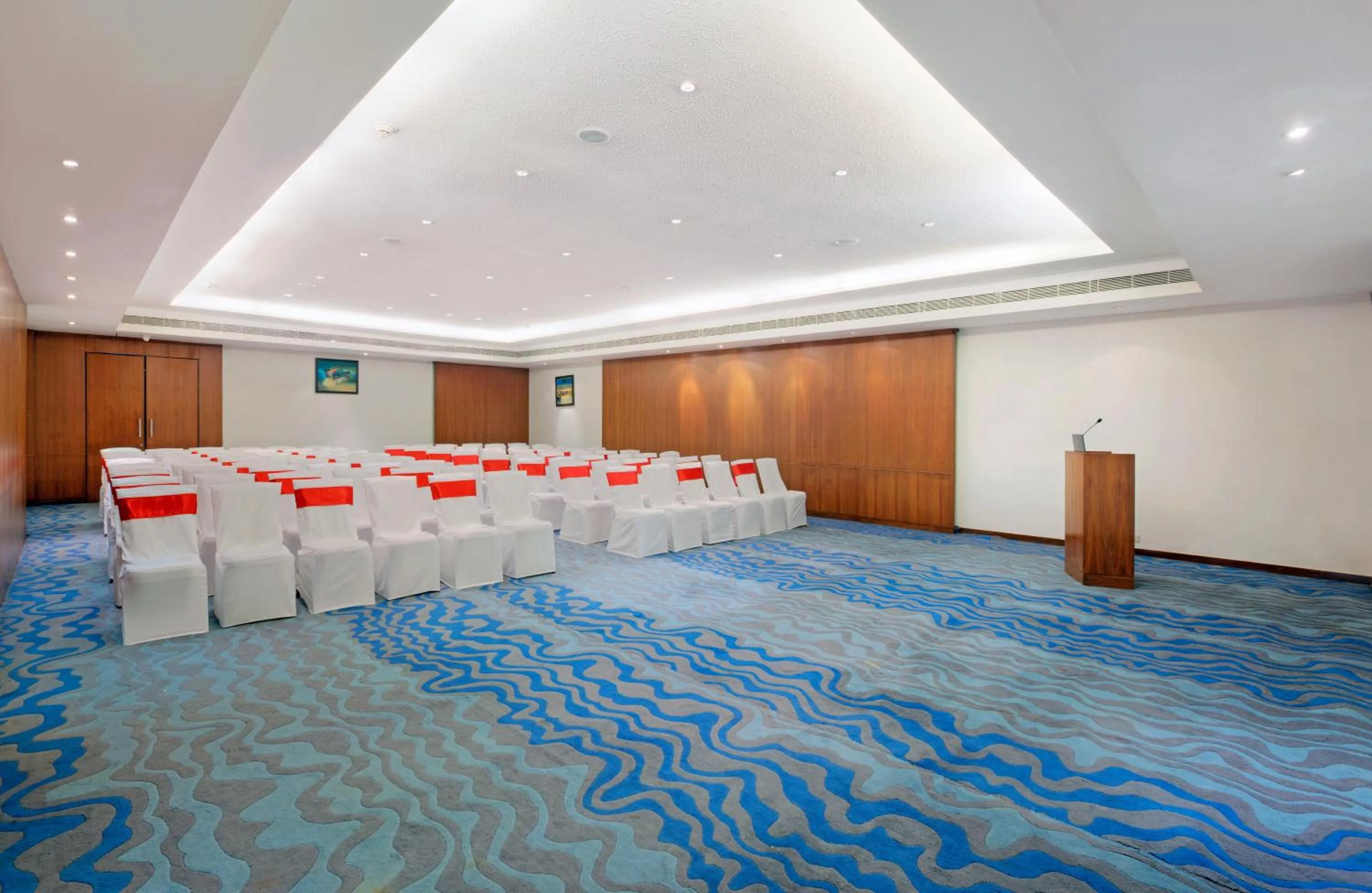 Business facilities in Hotel Parc Estique