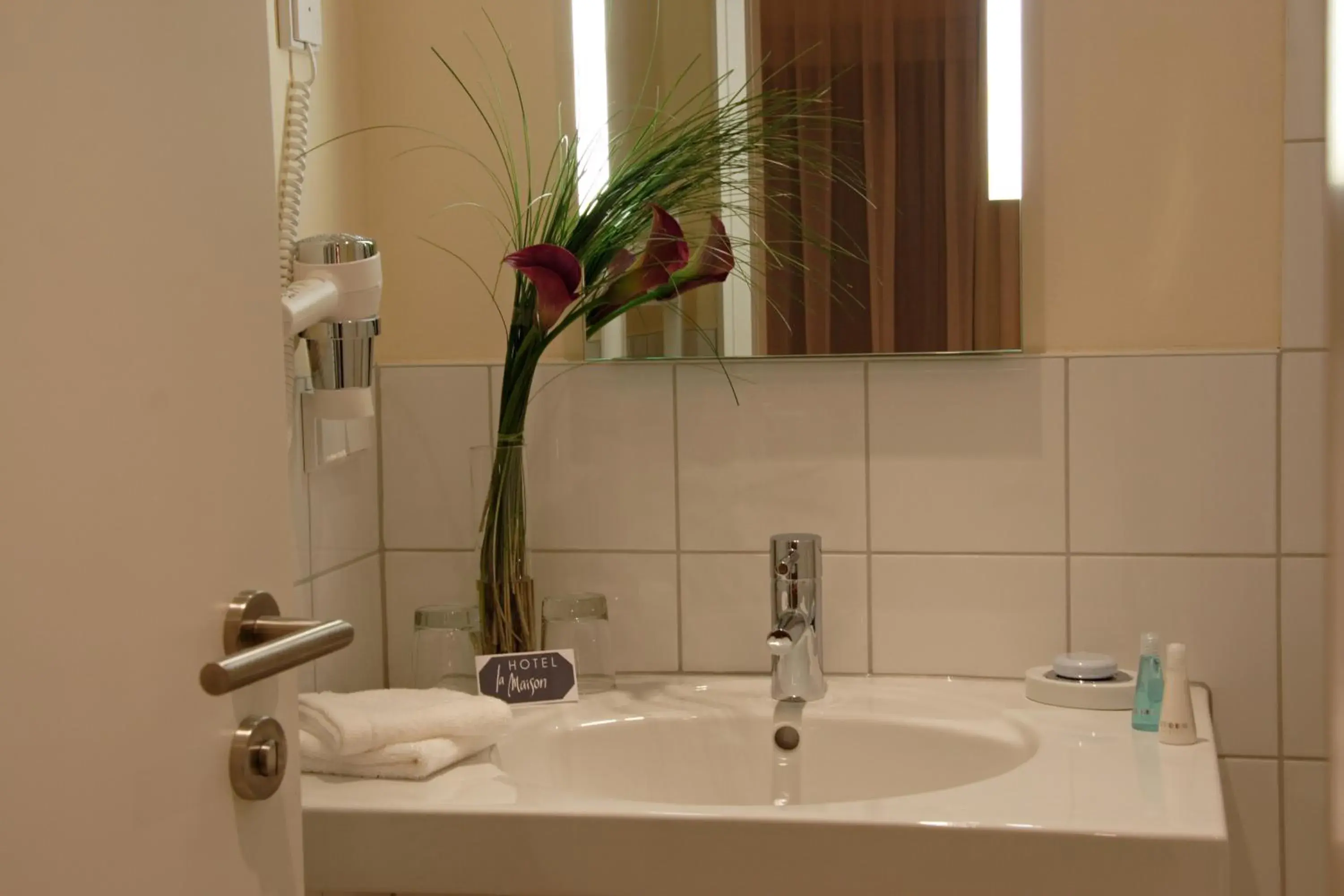 Bathroom in Hotel Bonjour