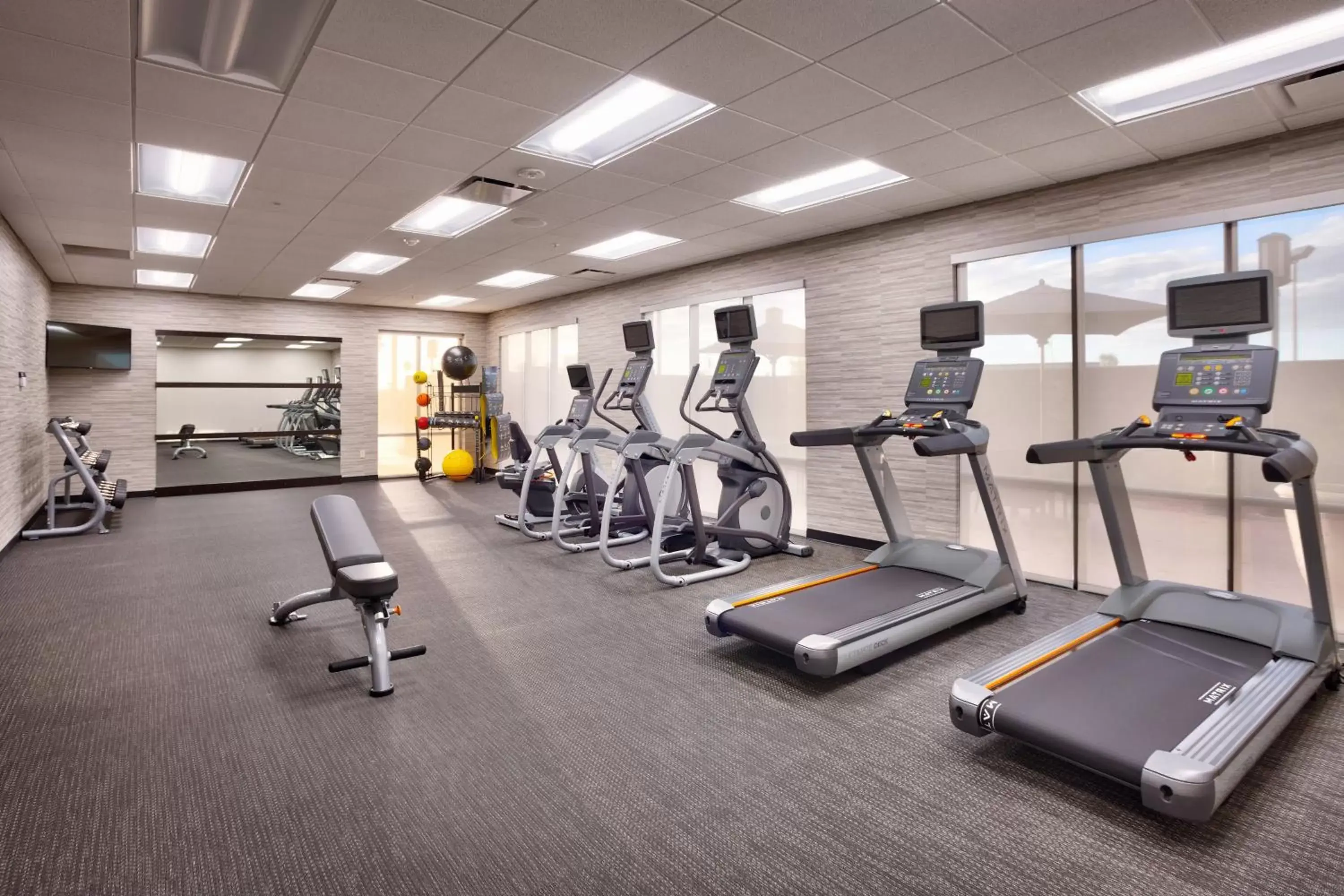 Fitness centre/facilities, Fitness Center/Facilities in Courtyard by Marriott Phoenix Mesa Gateway Airport