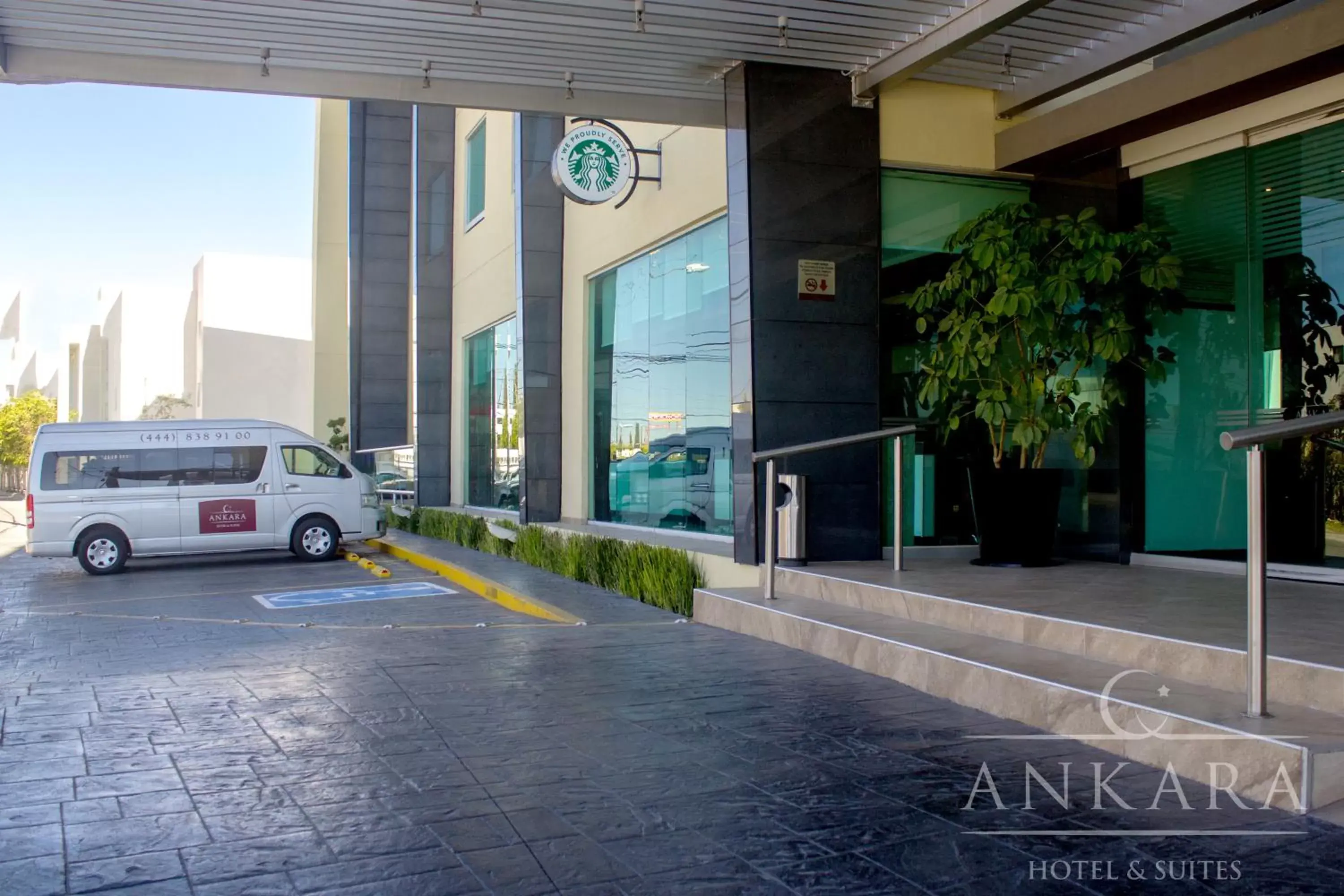 Facade/entrance in Hotel Ankara "Las Lomas"