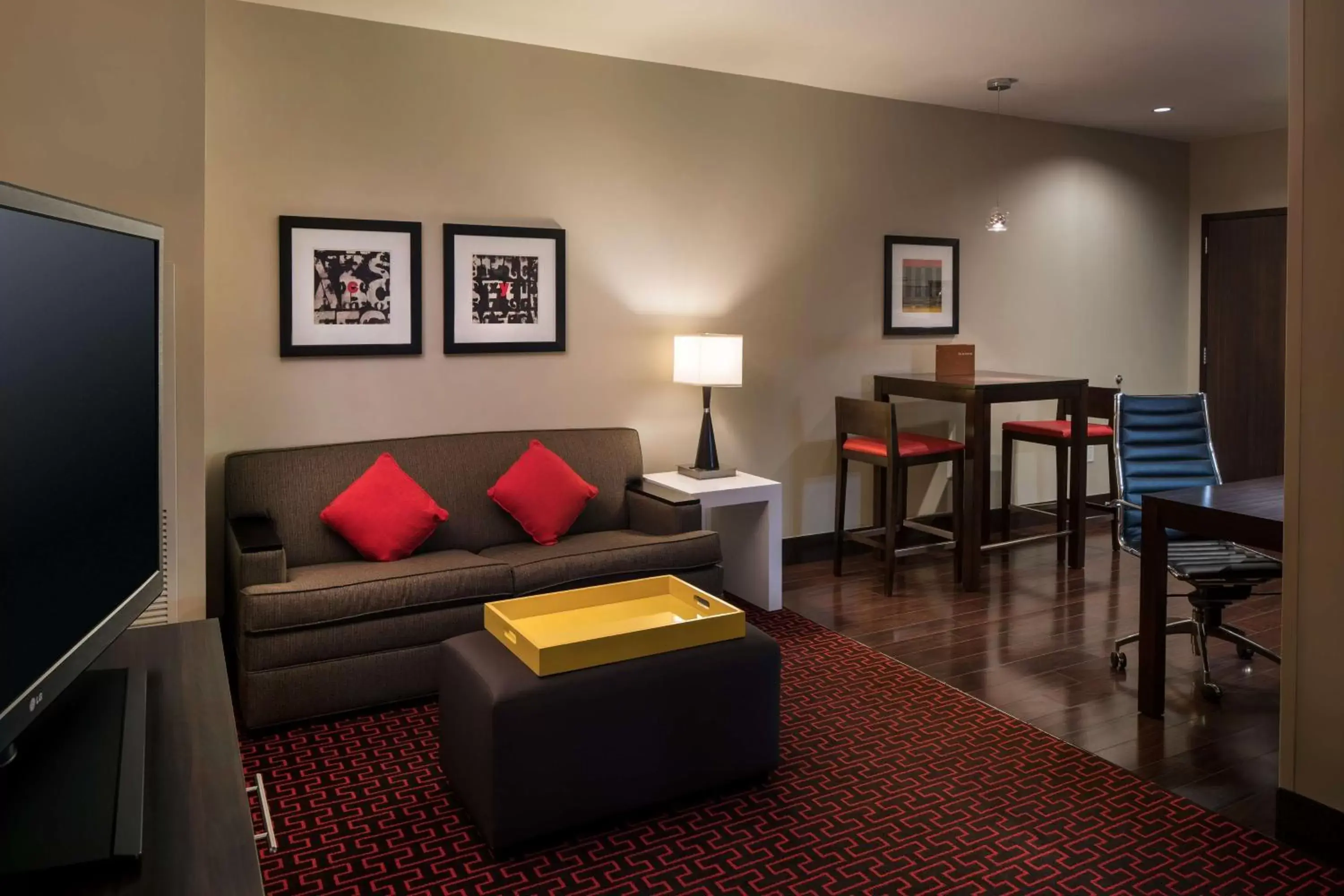 Bedroom, Seating Area in Homewood Suites- Denver Downtown Convention Center