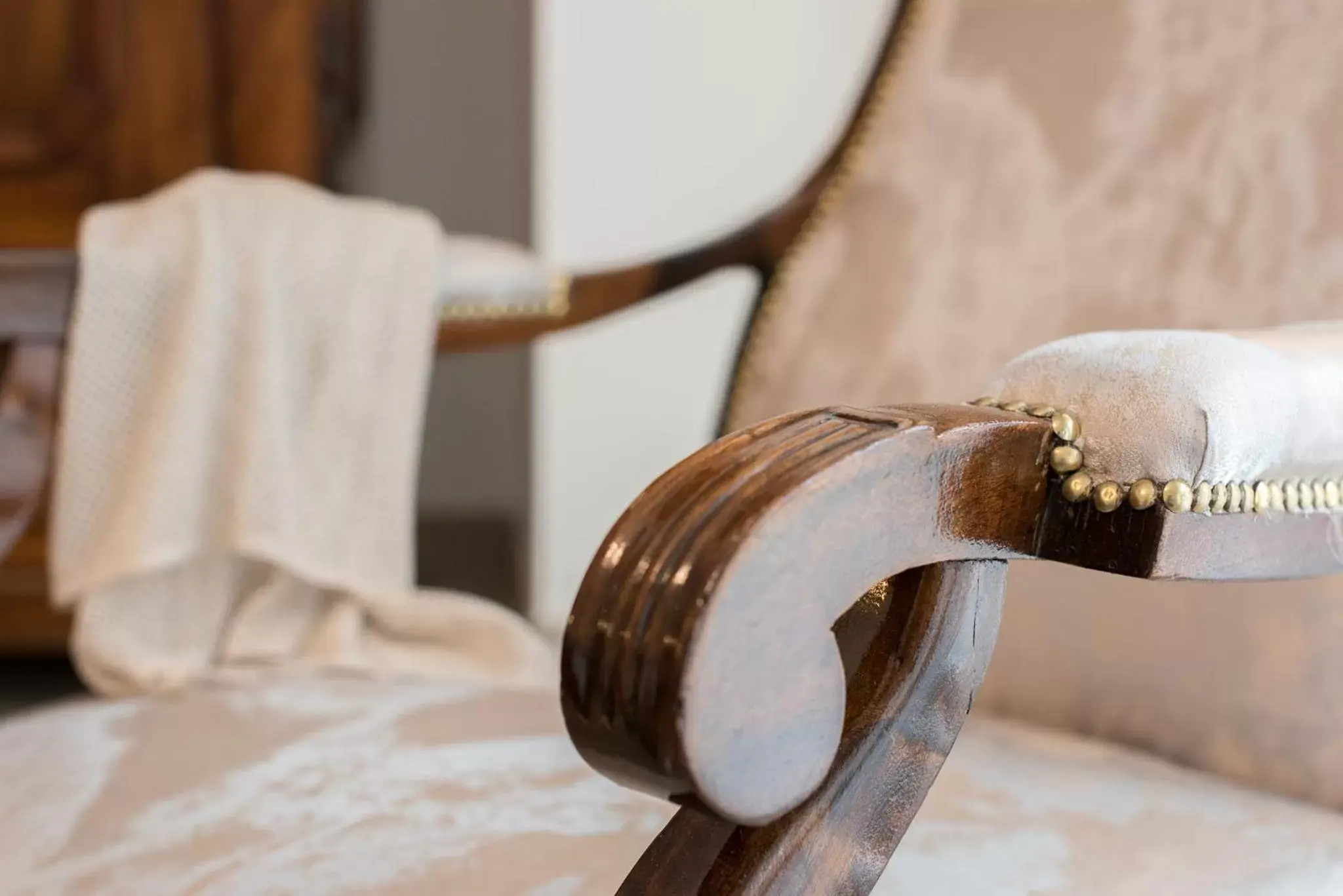 Decorative detail, Bed in Rivetto Suites