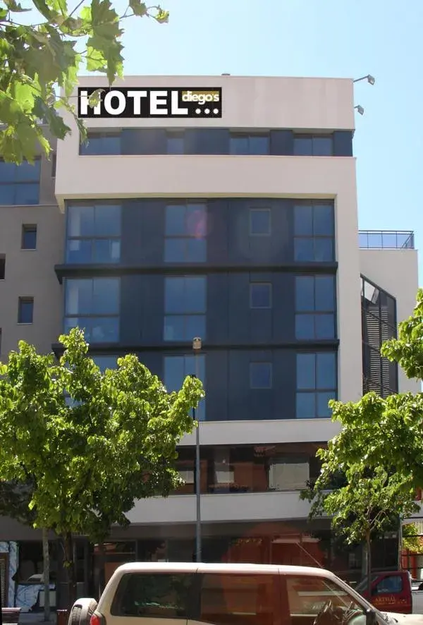 Facade/entrance in Hotel Diego's Facade/entrance in Hotel Diego's