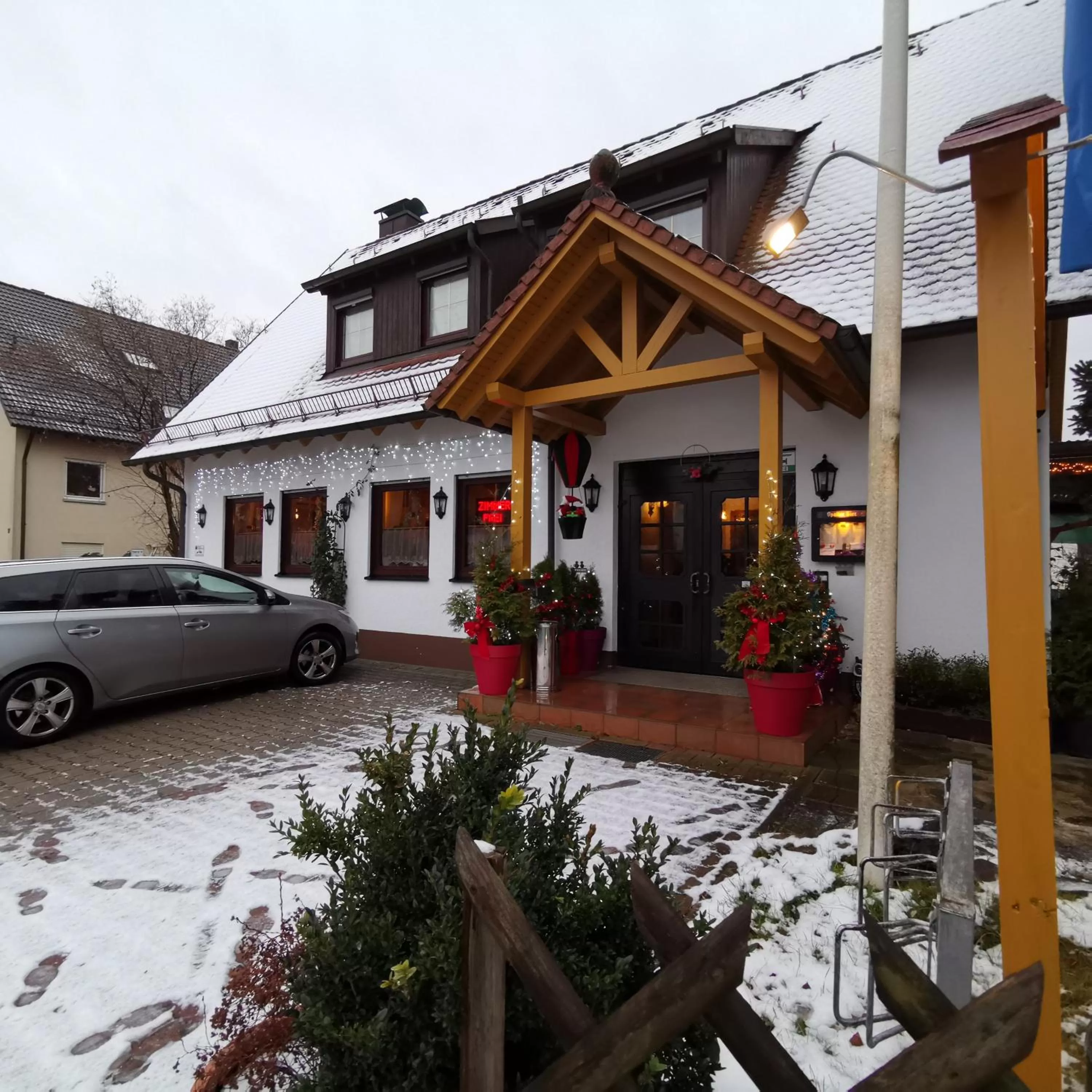 Property building in Frankenstube-Winkelhaid