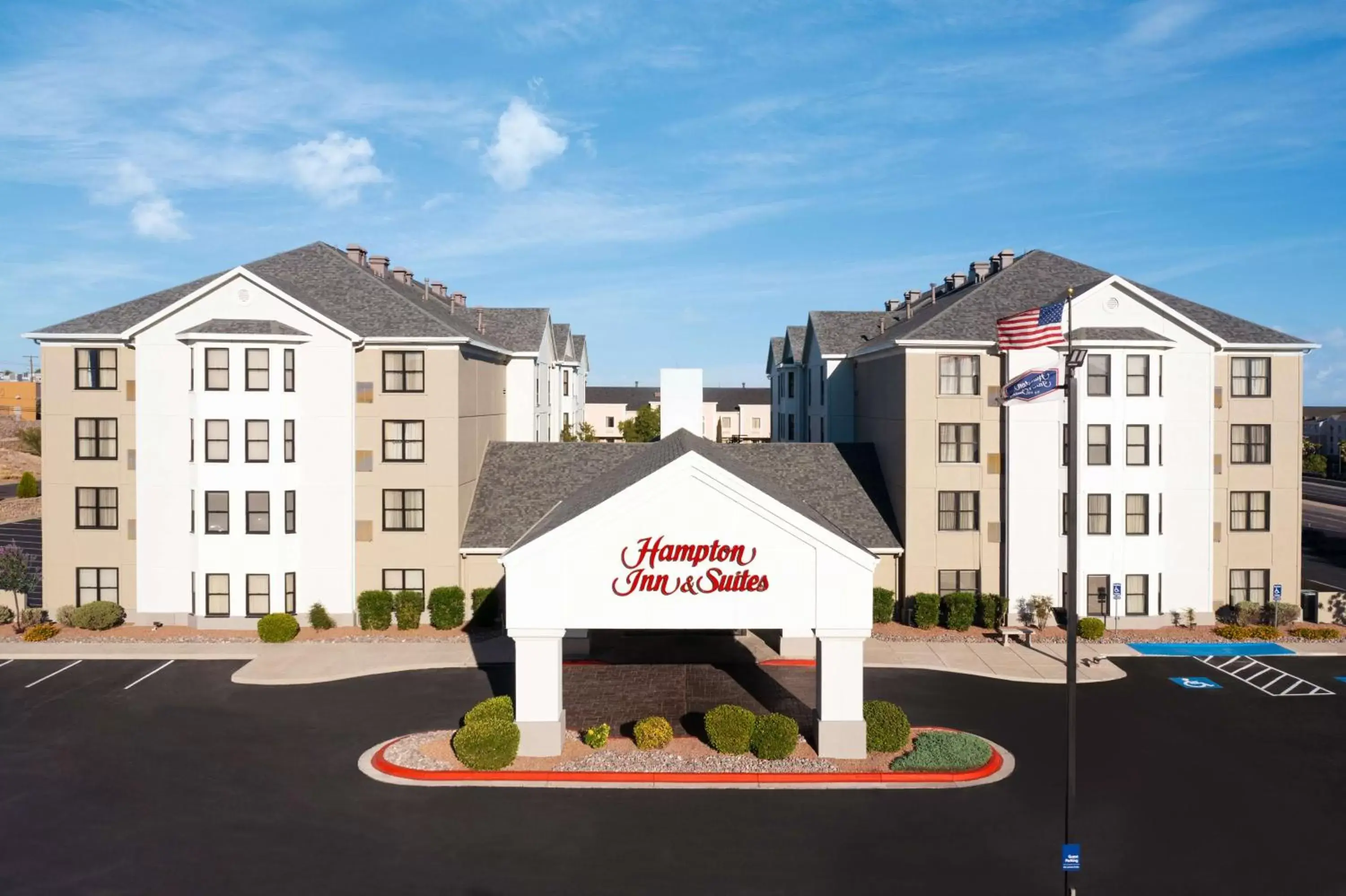 Property Building in Hampton Inn & Suites El Paso-Airport