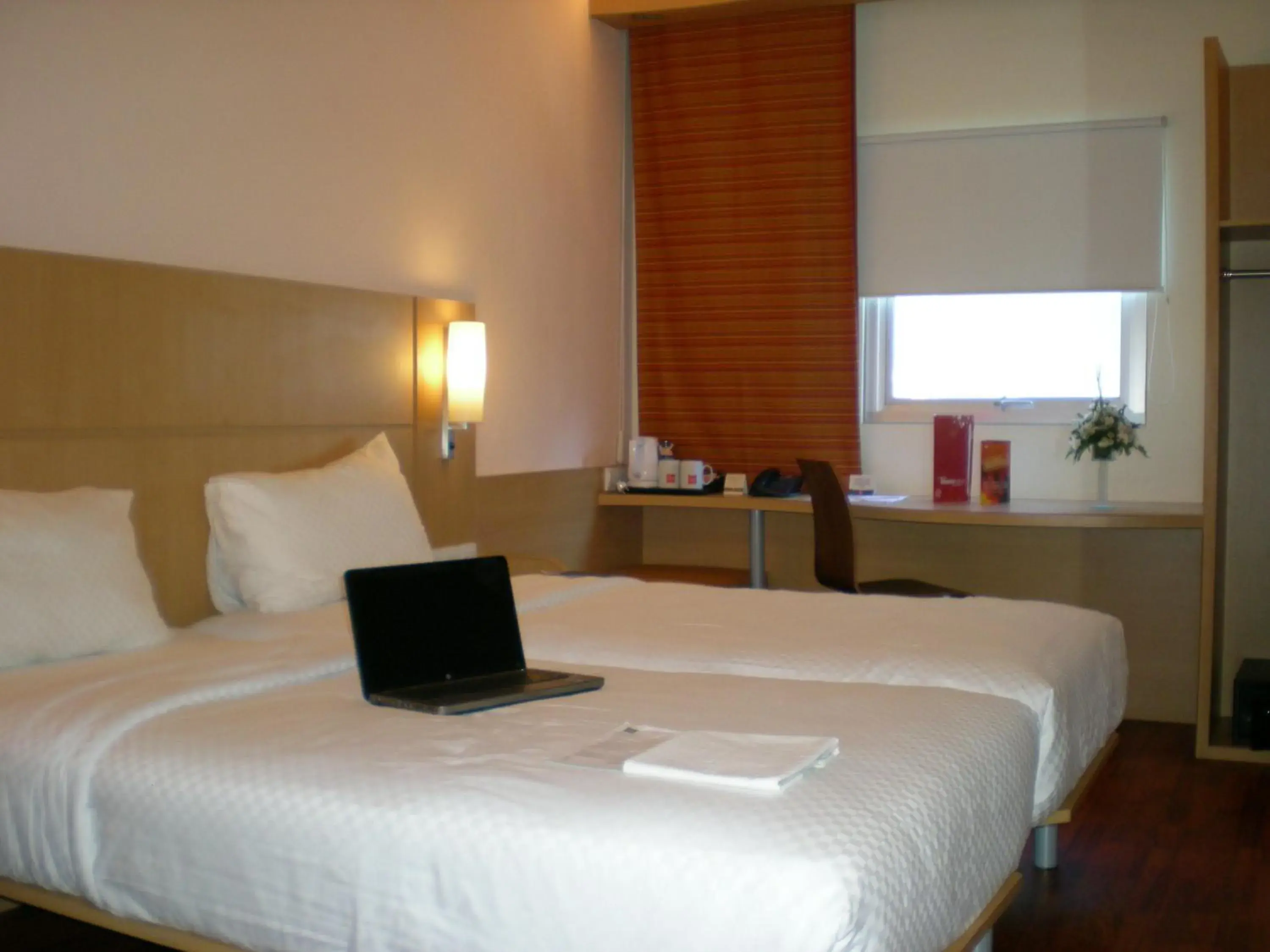 Bedroom, Bed in Ibis Balikpapan Hotel