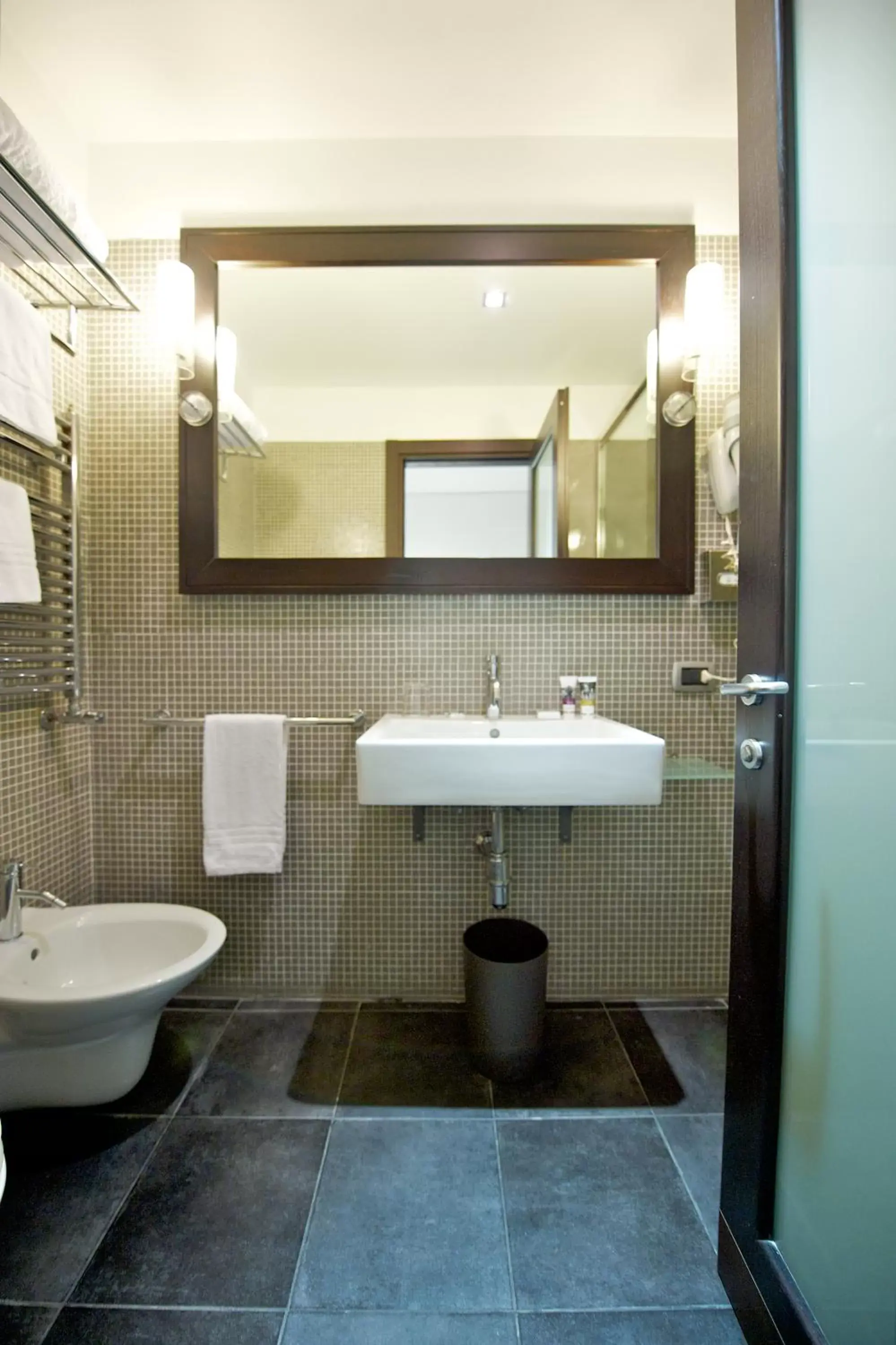 Bathroom in Mercure Palermo Centro