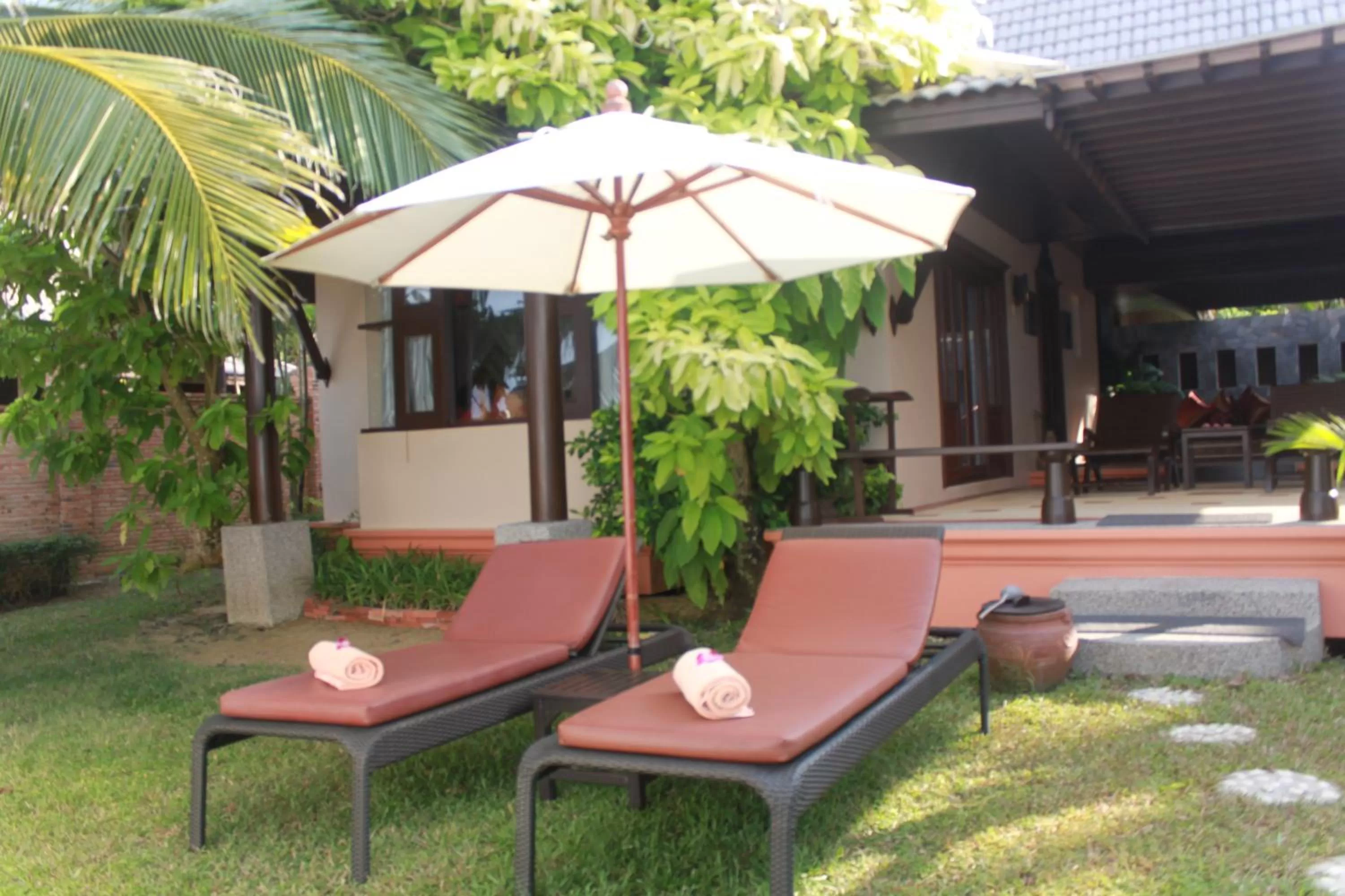 Patio in Mukdara Beach Villa & Spa Resort