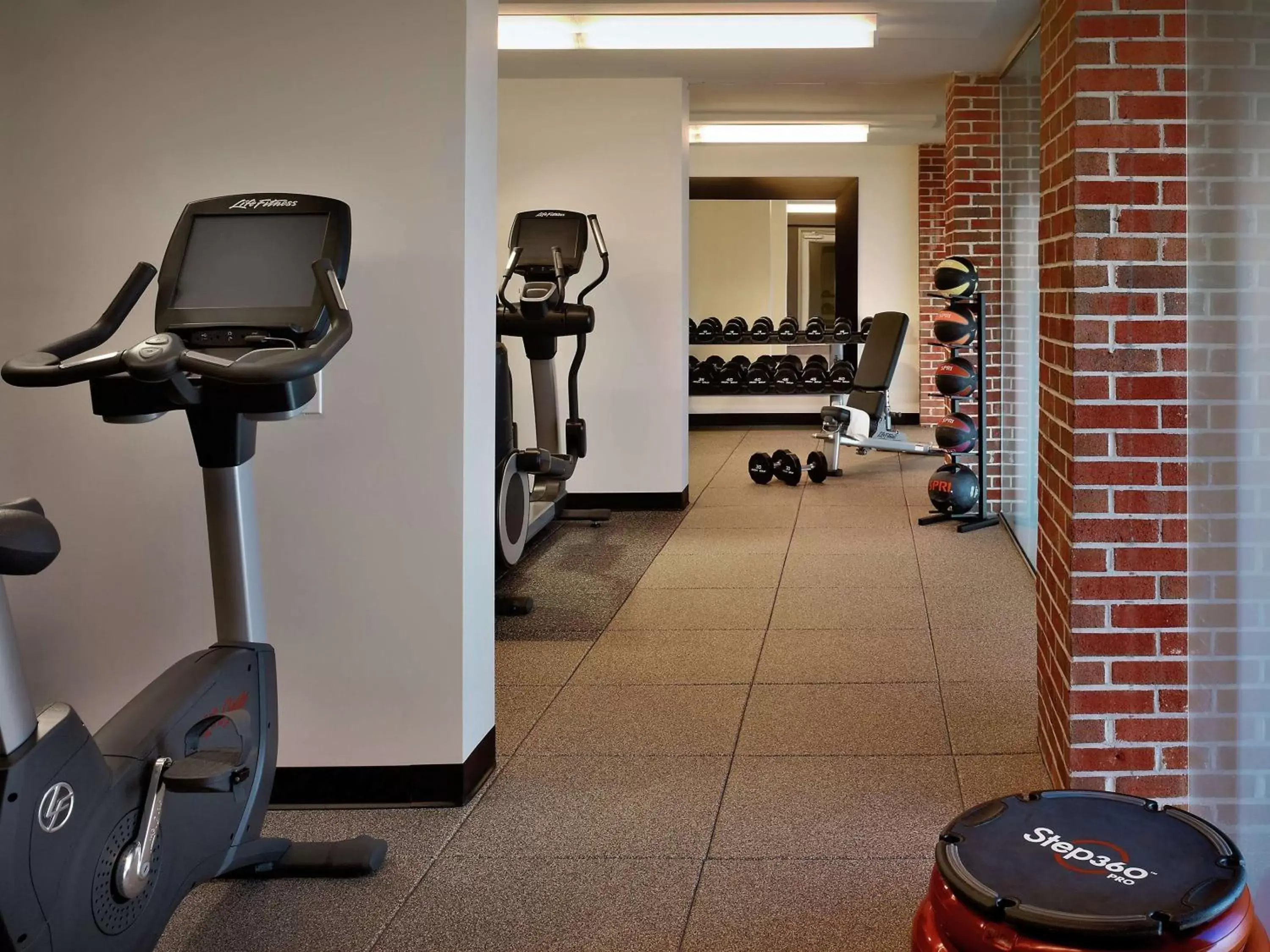 Fitness centre/facilities, Fitness Center/Facilities in DoubleTree Hotel & Suites Charleston Airport