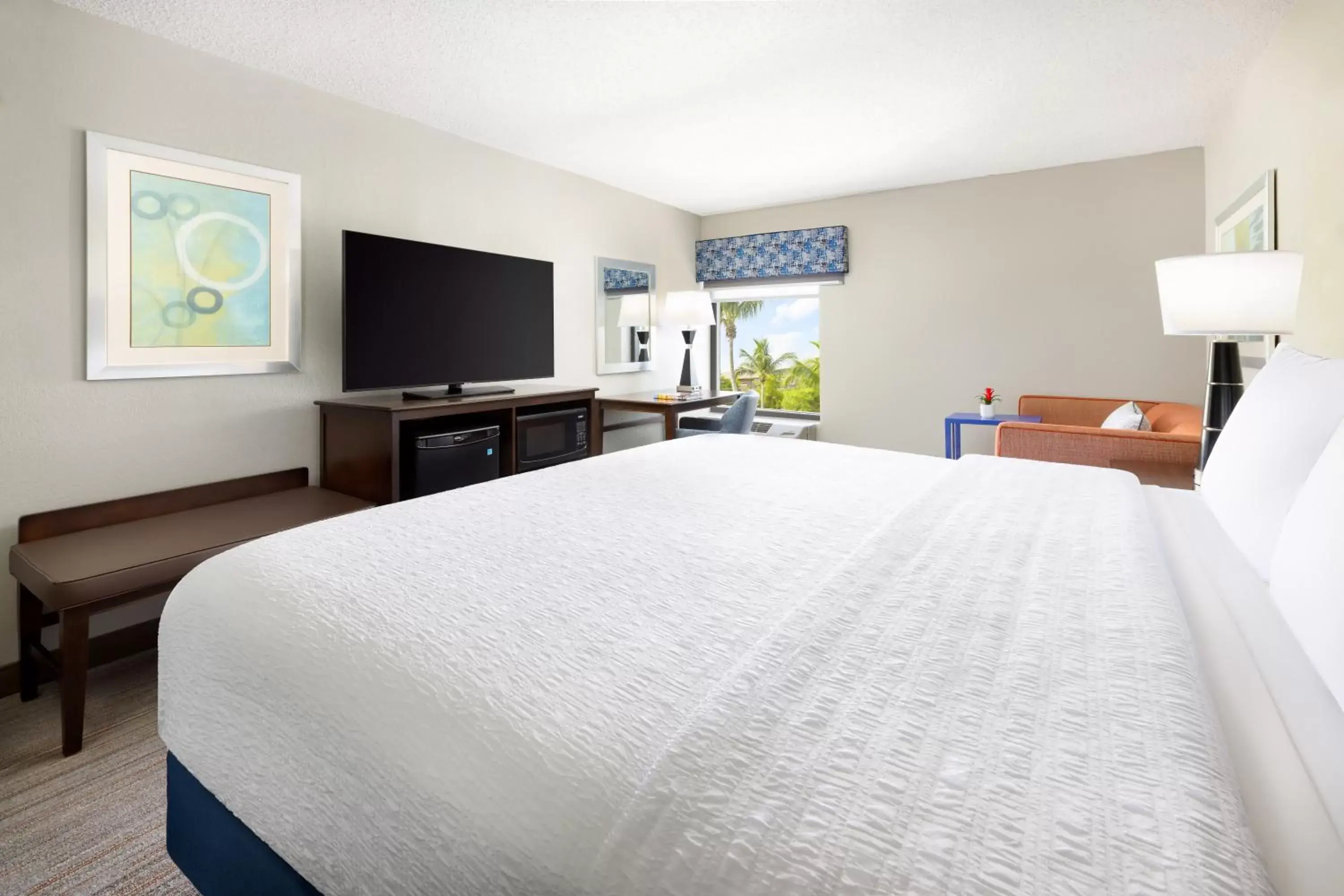 Guests, Bed in Hampton Inn Naples-Central