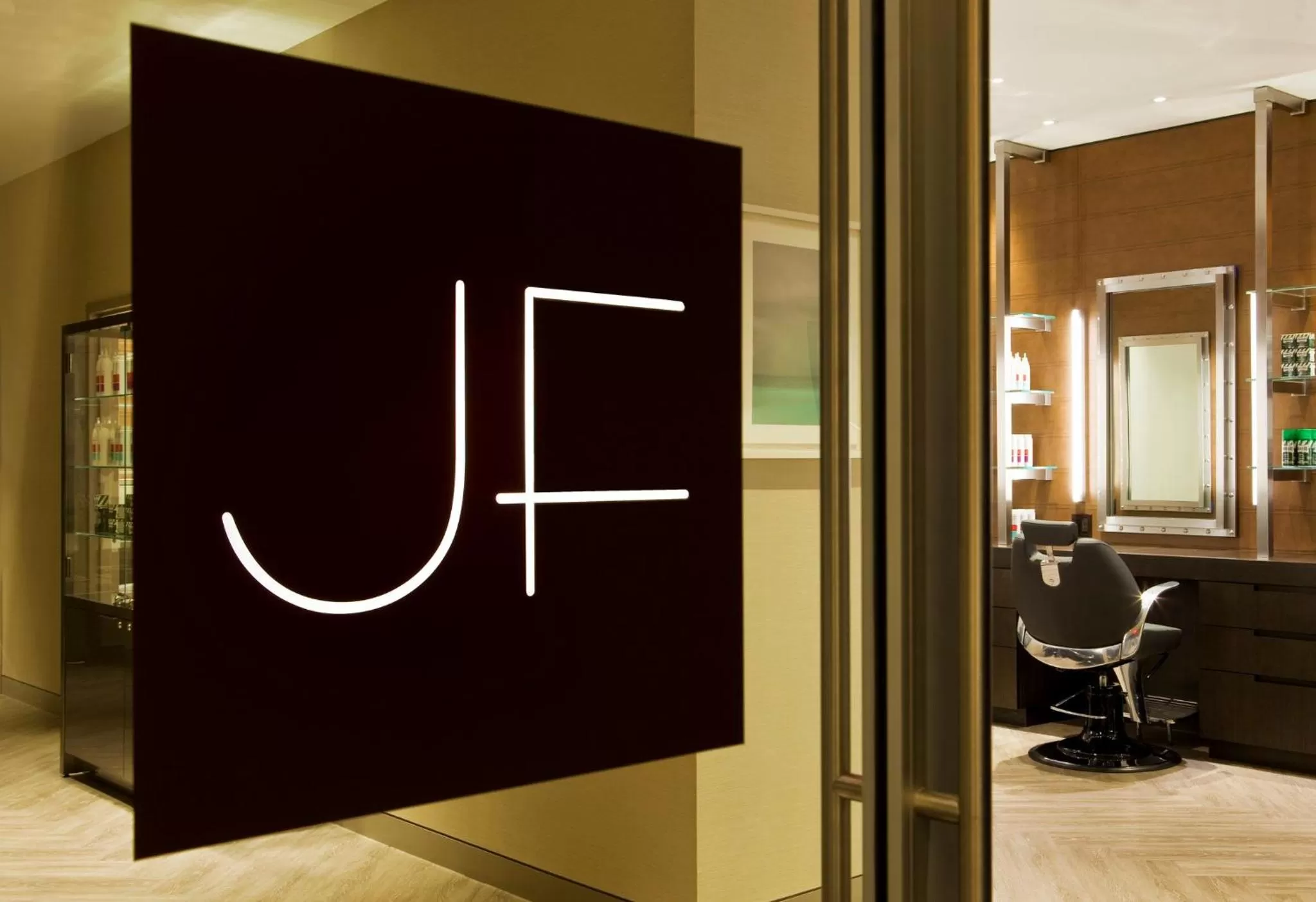 Spa and wellness centre/facilities in Loews Regency New York Hotel