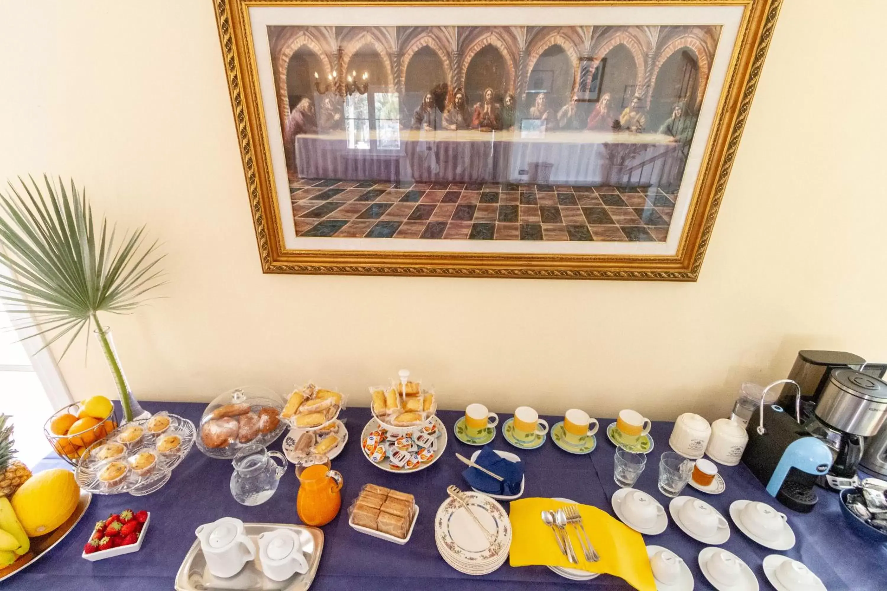 Double Room with Terrace in B&B L'ORIZZONTE Double Room with Terrace in B&B L'ORIZZONTE