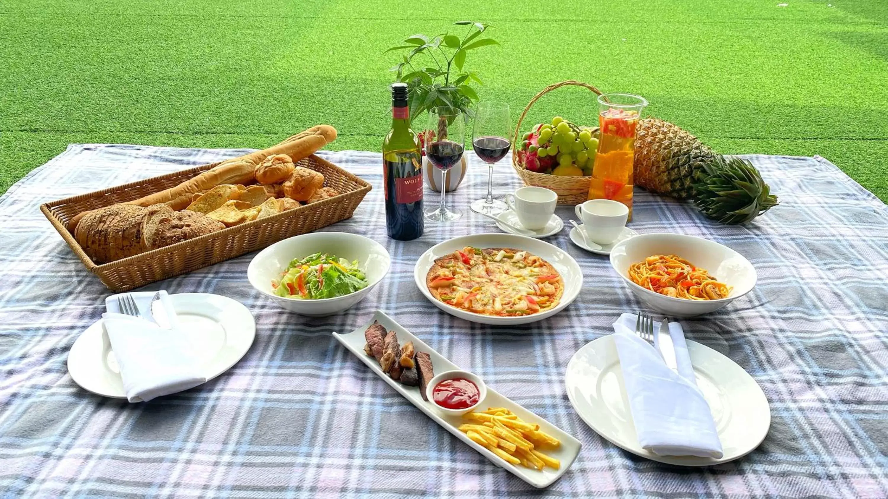 Balcony/Terrace in Yunfan Hotel