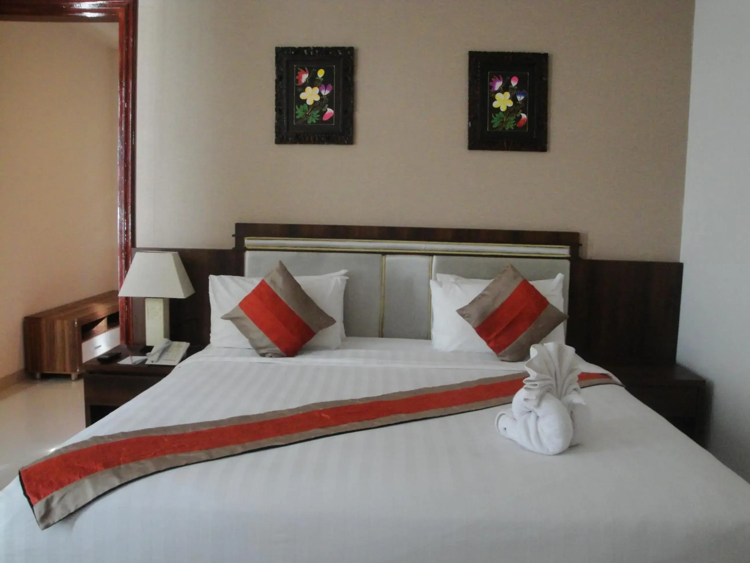 Bedroom, Bed in Hotel On The Rock By Prasanthi