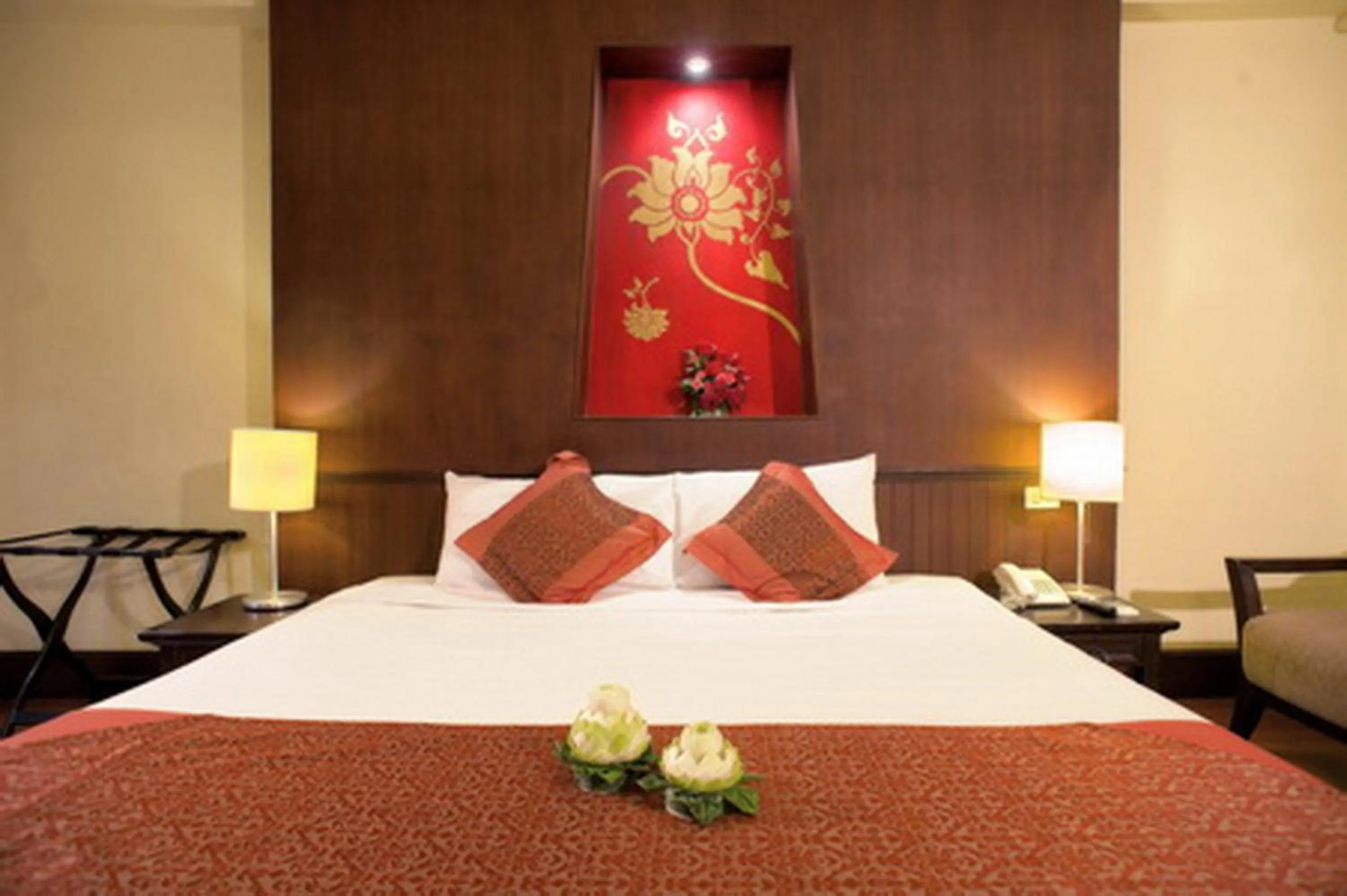 Bed in Chiangmai Gate Hotel