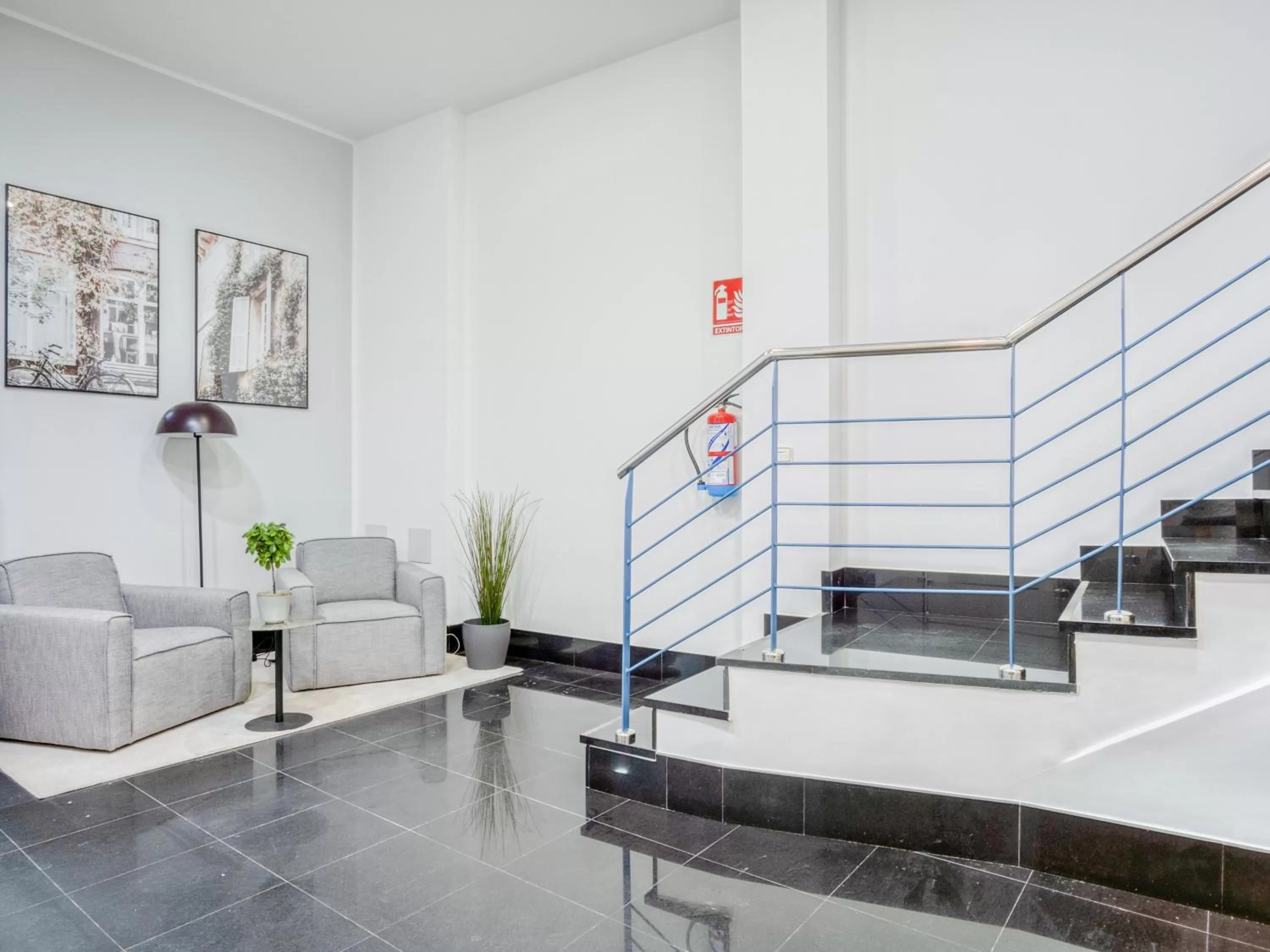 Facade/entrance in Limehome Madrid Calle de Don Ramón de la Cruz