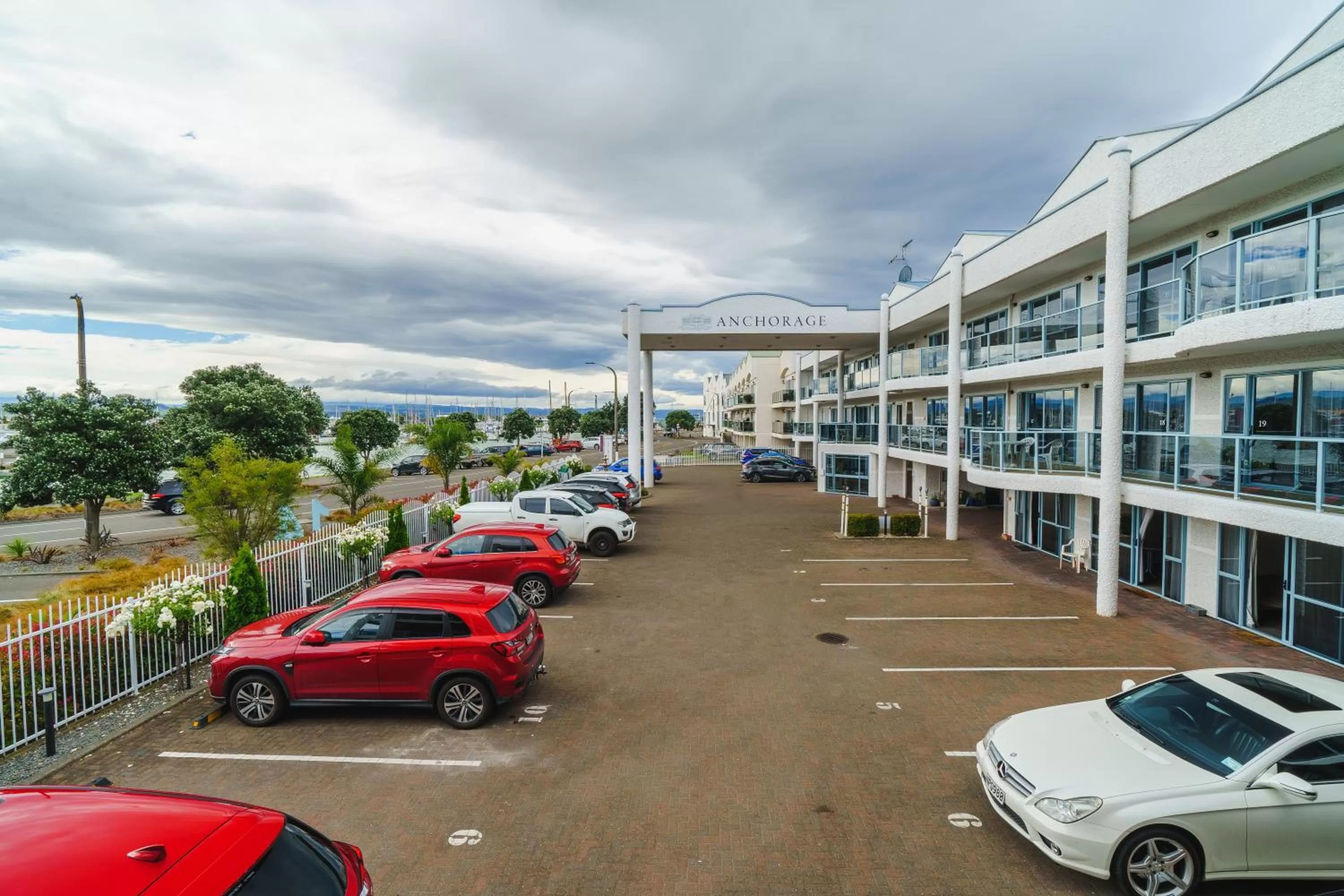 Property building in Anchorage Motor Lodge