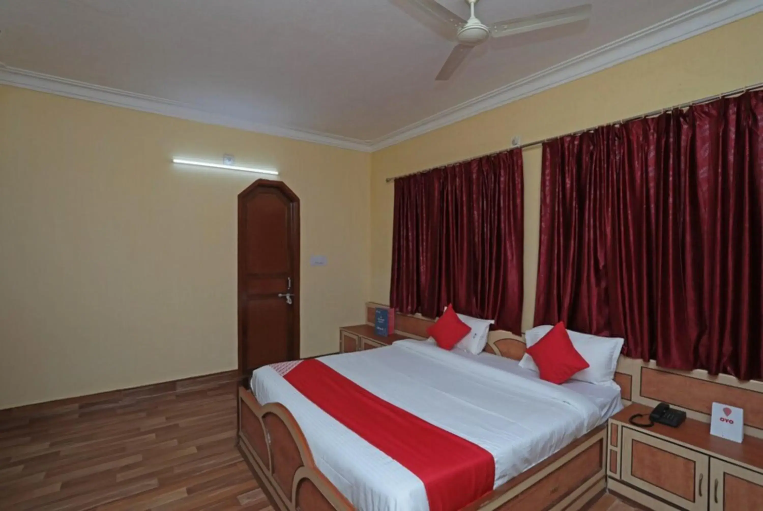 Bedroom, Bed in Goroomgo Pink Villa Guest House Bhubaneswar