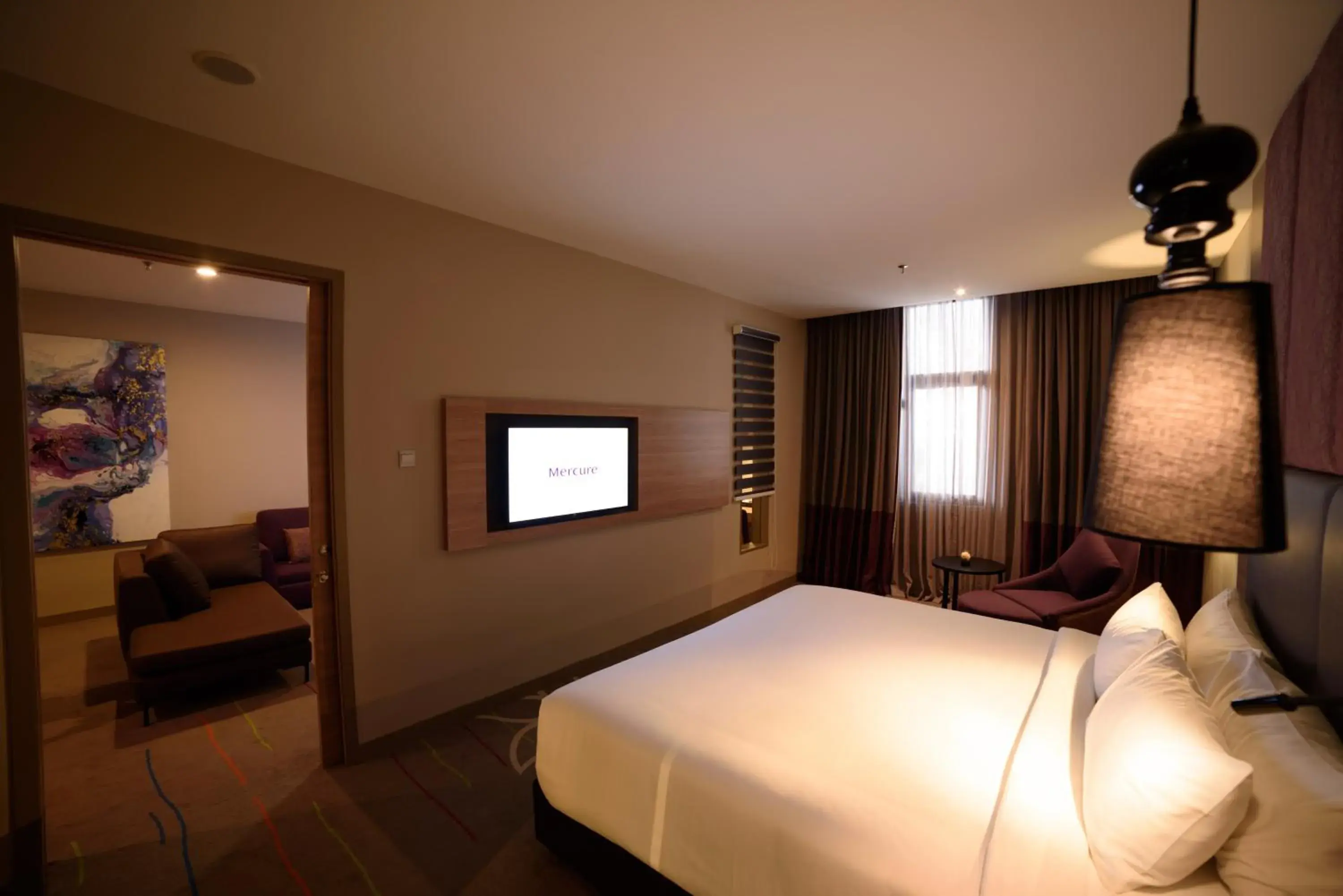 Bed in Mercure Selangor Selayang