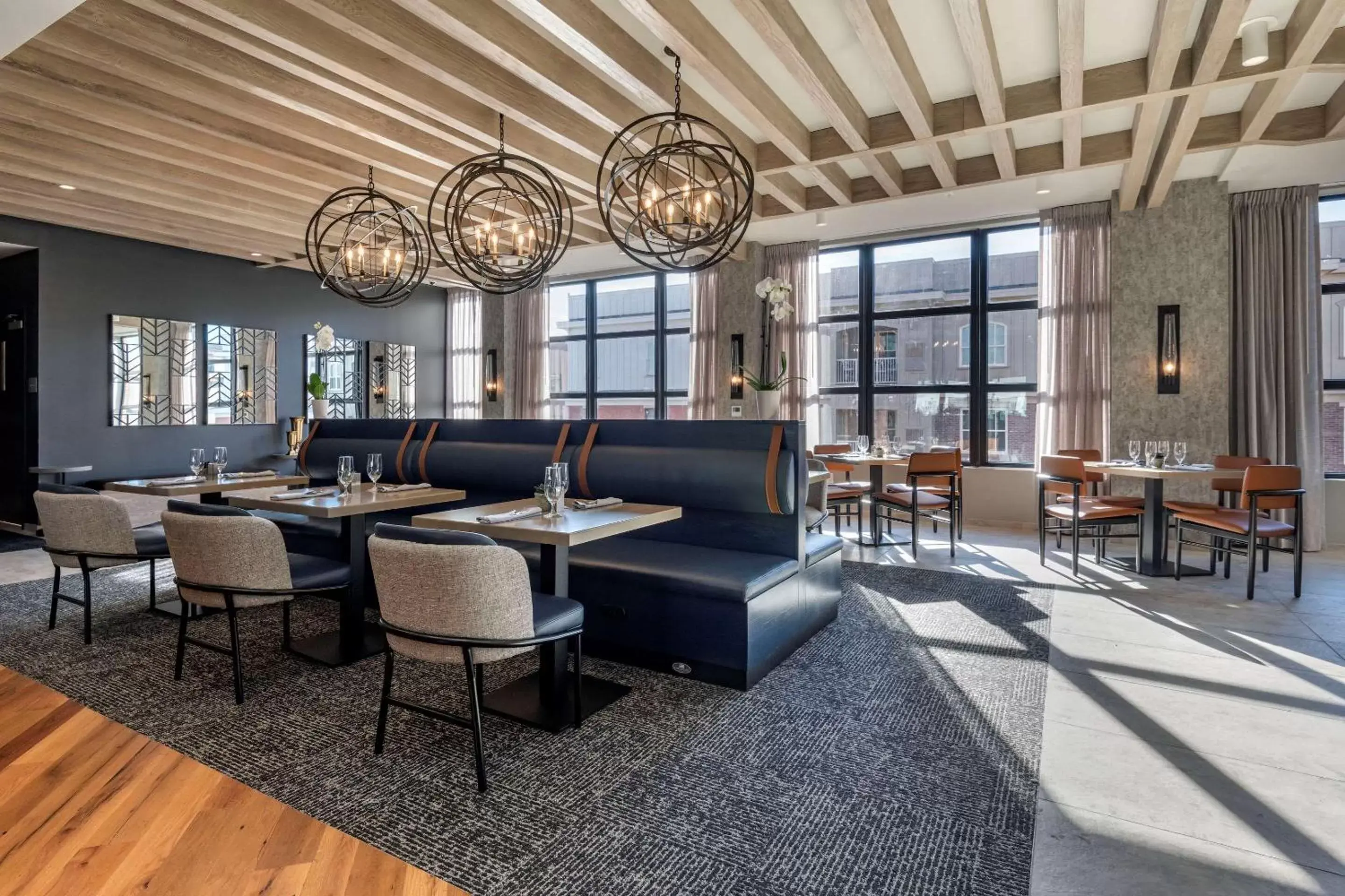 Restaurant/places to eat, Seating Area in Cambria Hotel Portland Downtown Old Port