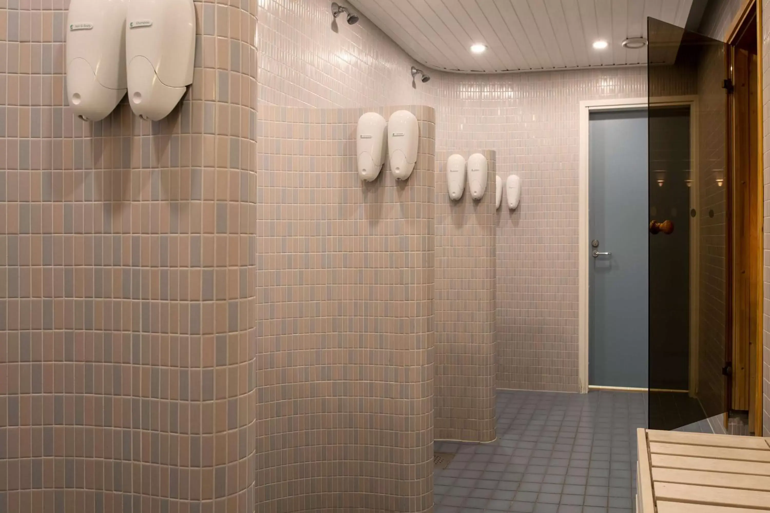 Spa and wellness centre/facilities, Bathroom in Scandic Lahti City